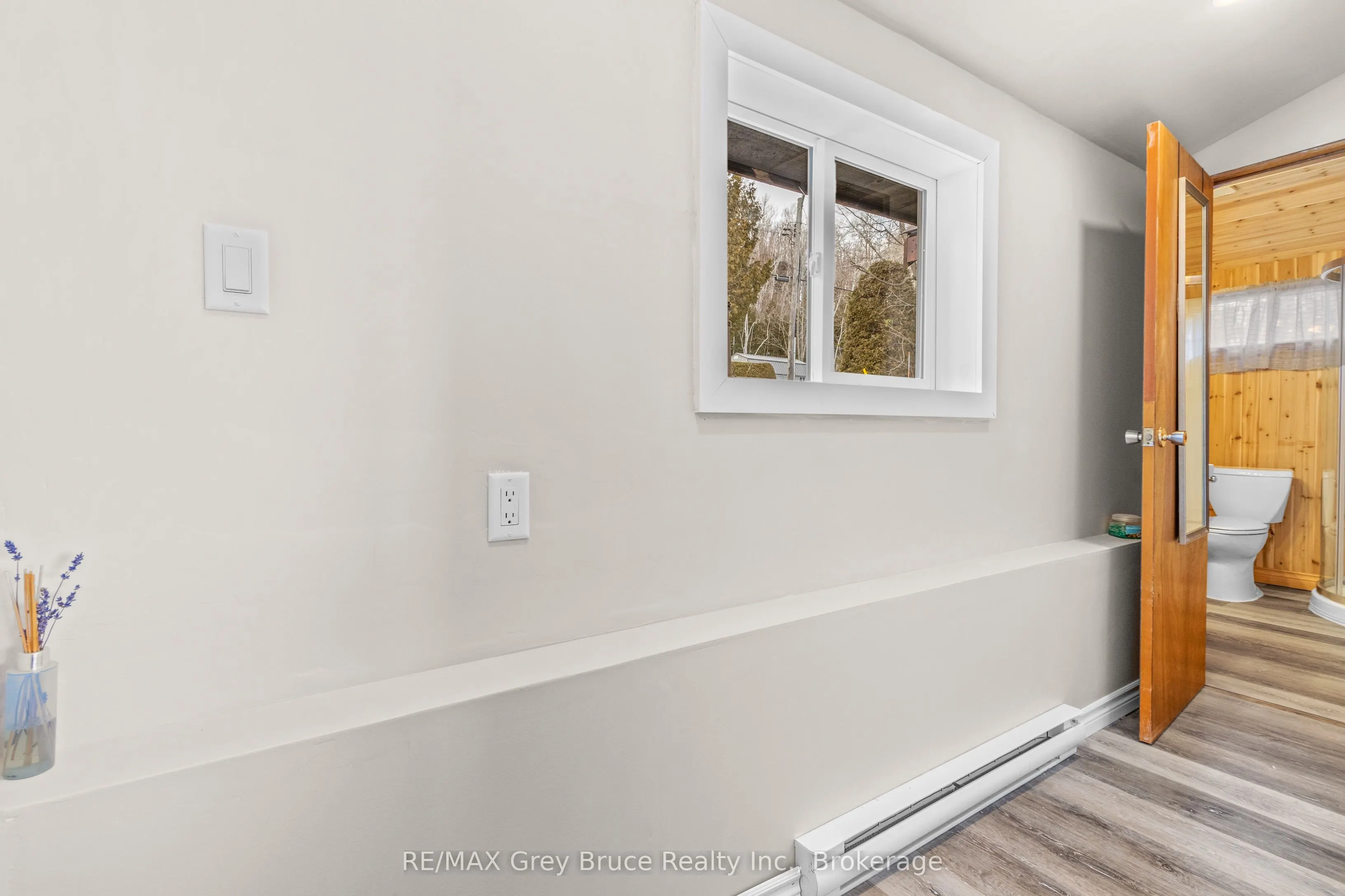 1132 Dyers Bay Road