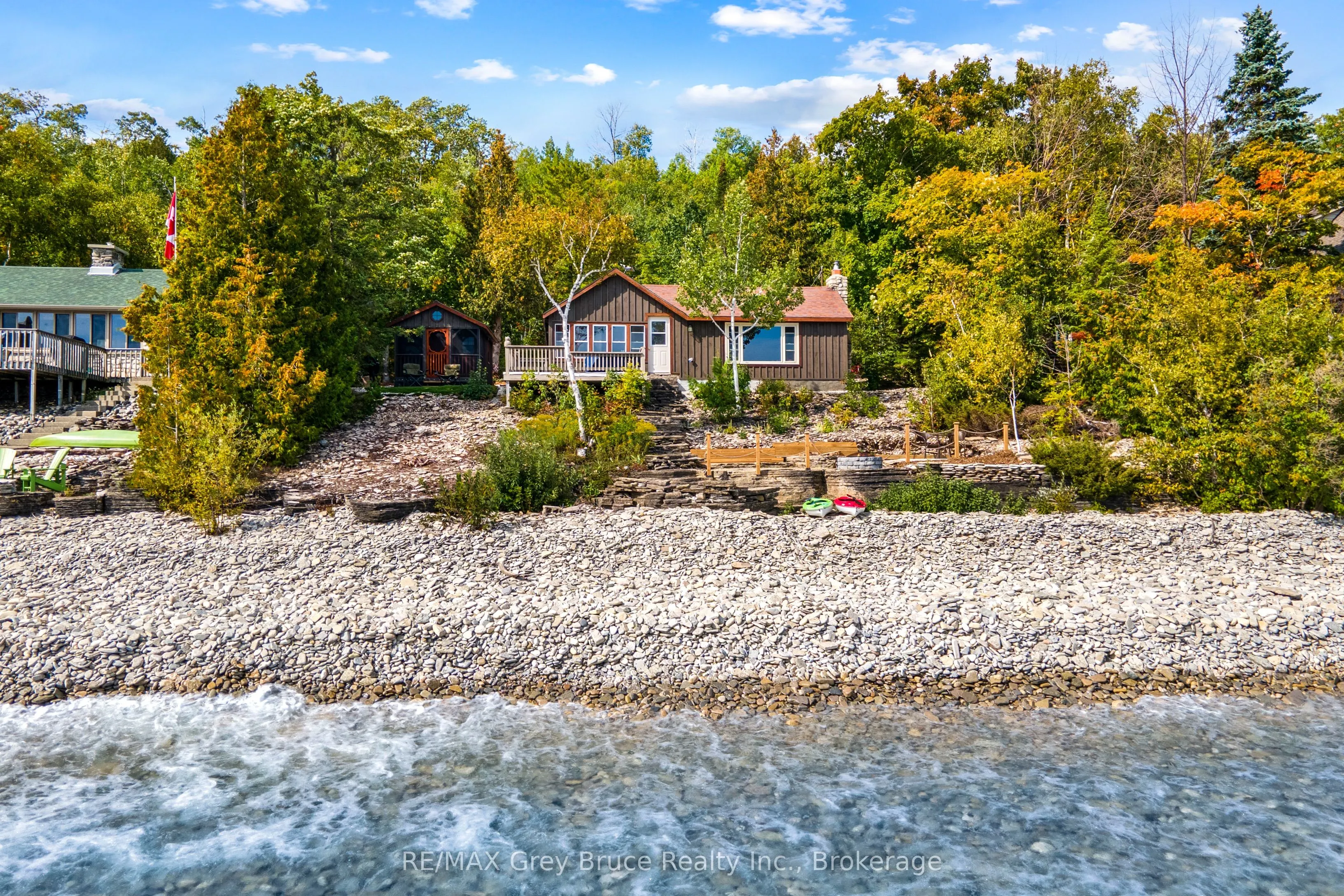 1132 Dyers Bay Road