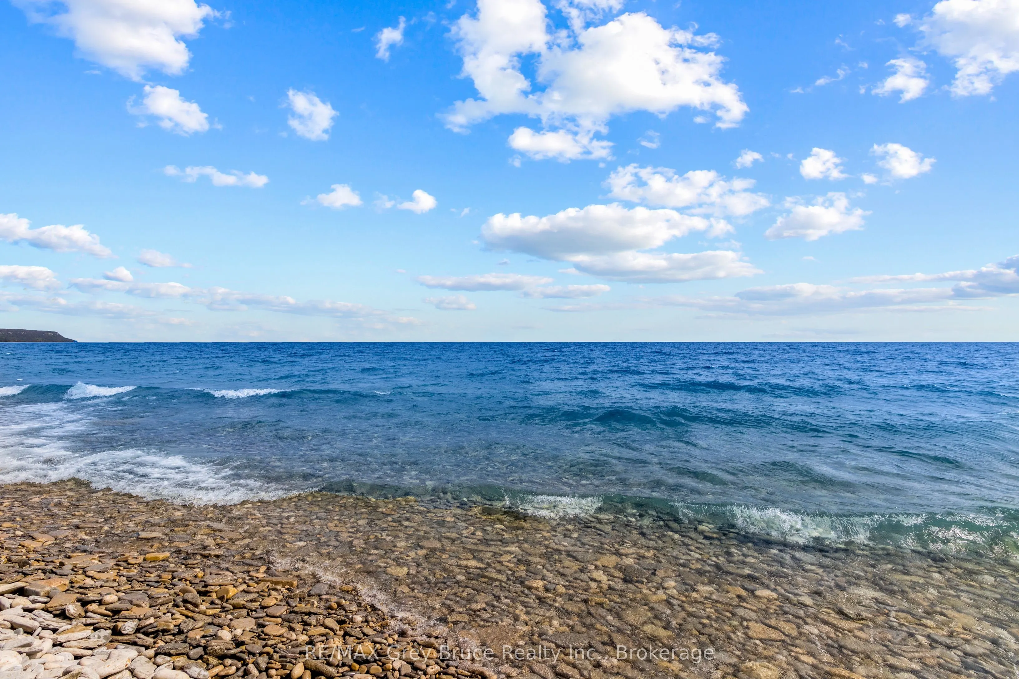 1132 Dyers Bay Road