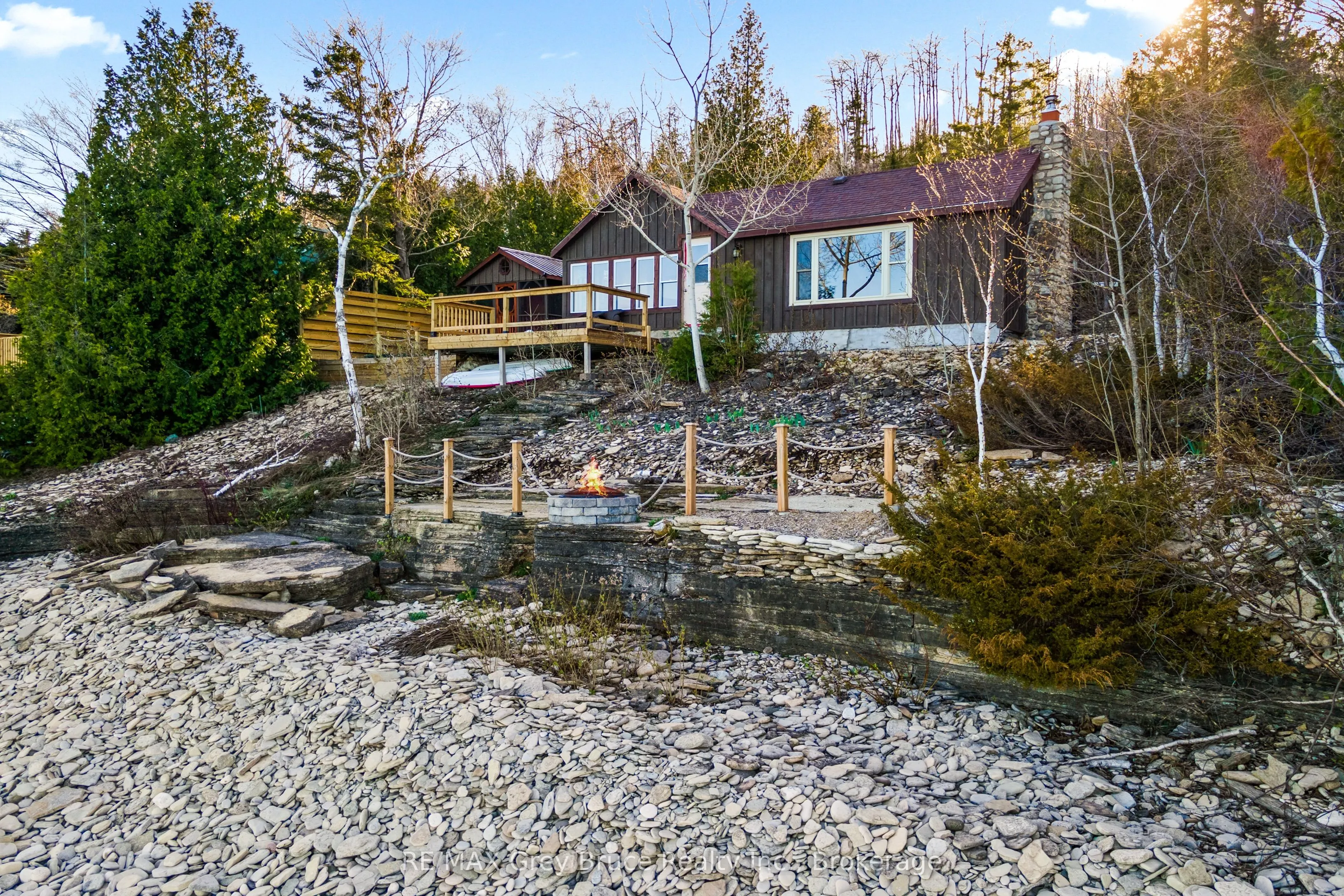 1132 Dyers Bay Road