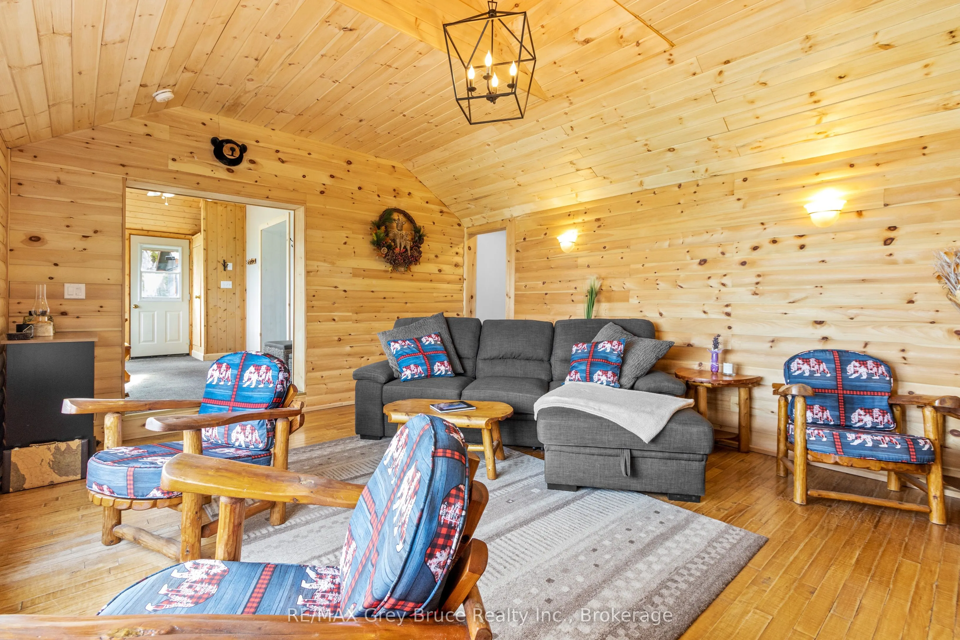 1132 Dyers Bay Road