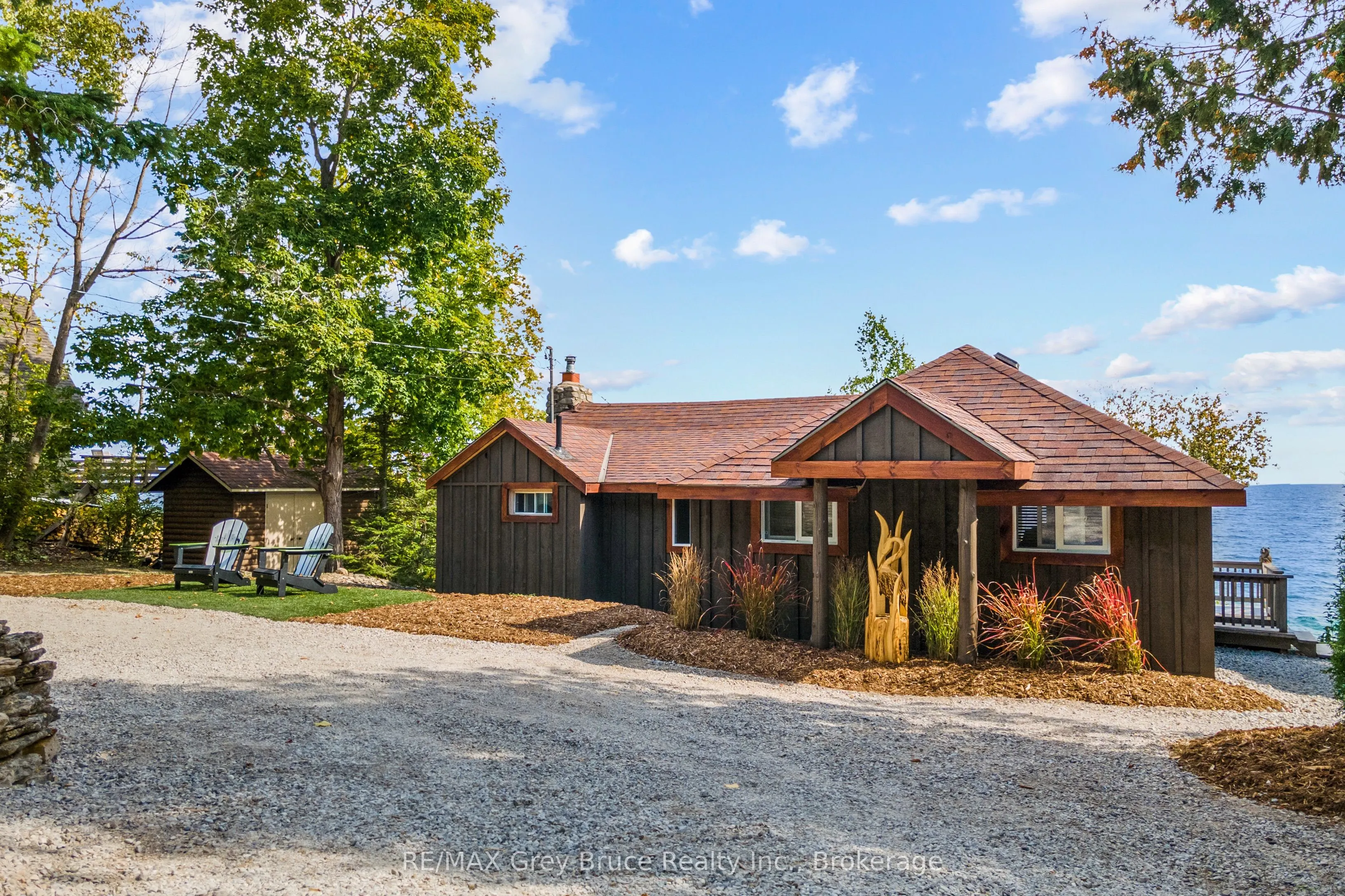 1132 Dyers Bay Road