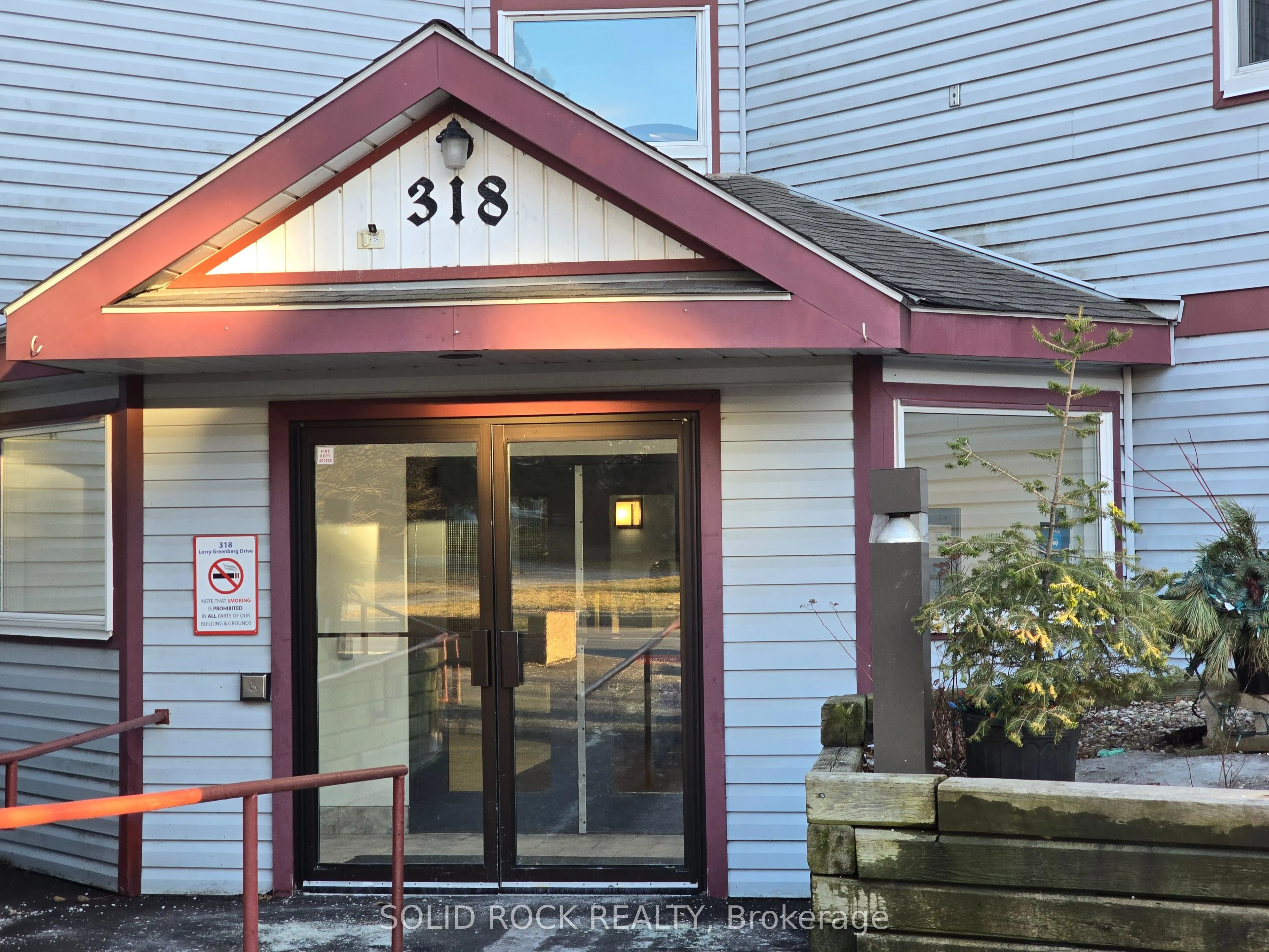 318 Lorry Greenberg Drive, #418