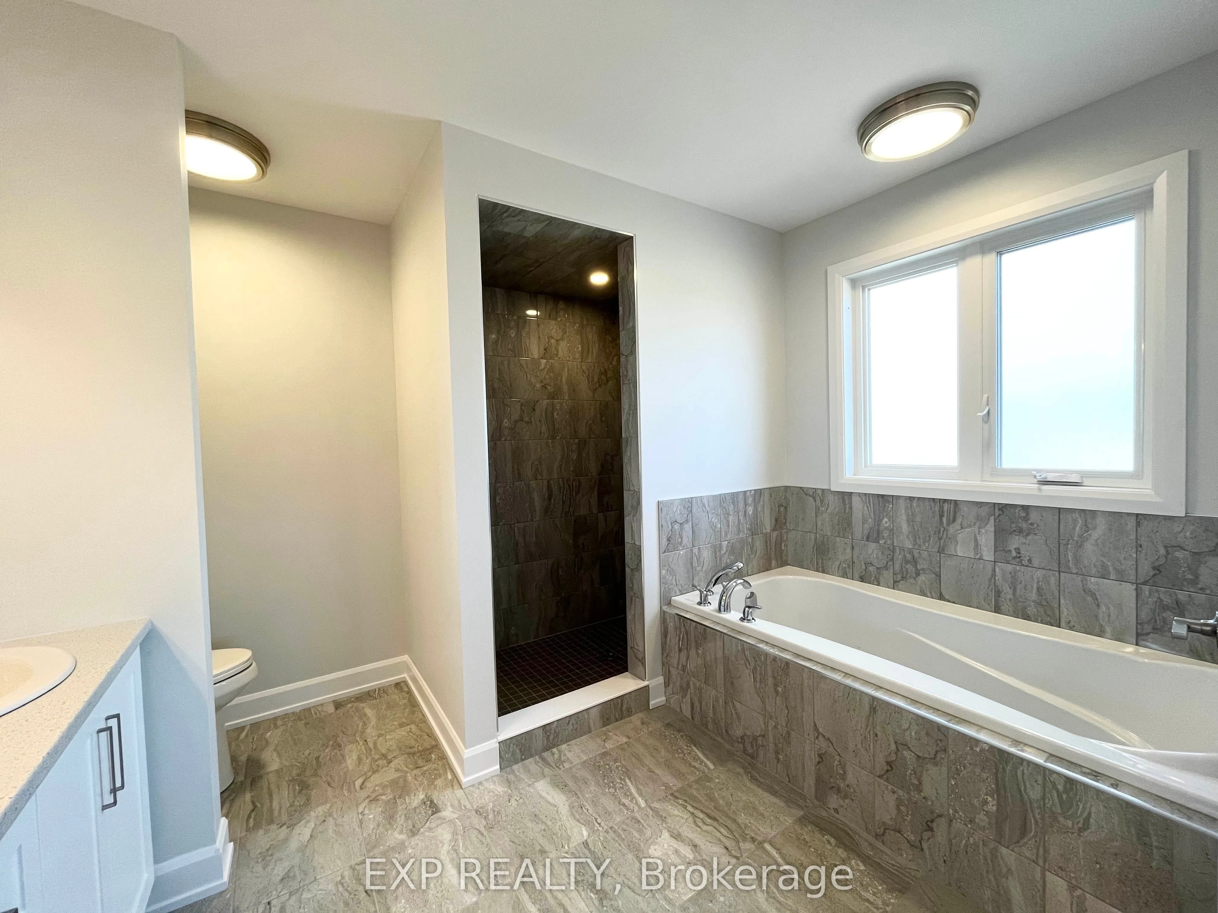 827 Solidex Place