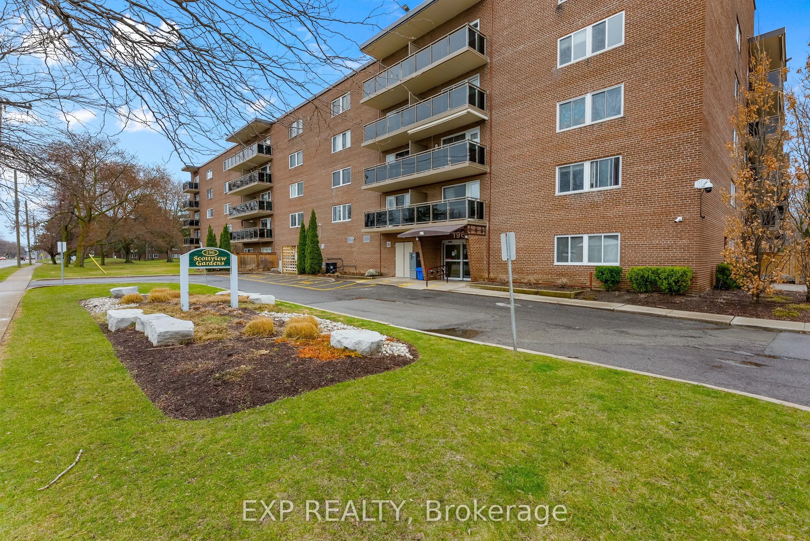 196 SCOTT Street, #222