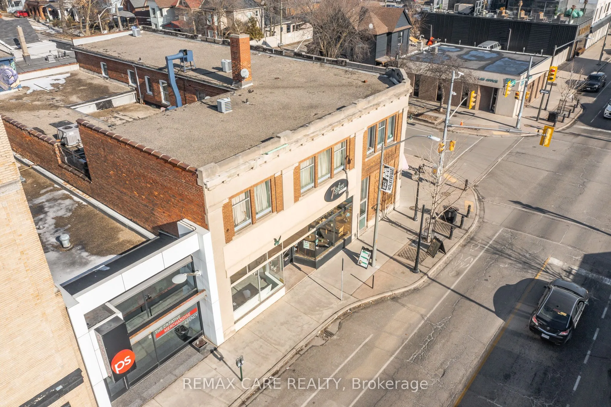 1580 Wyandotte Street E