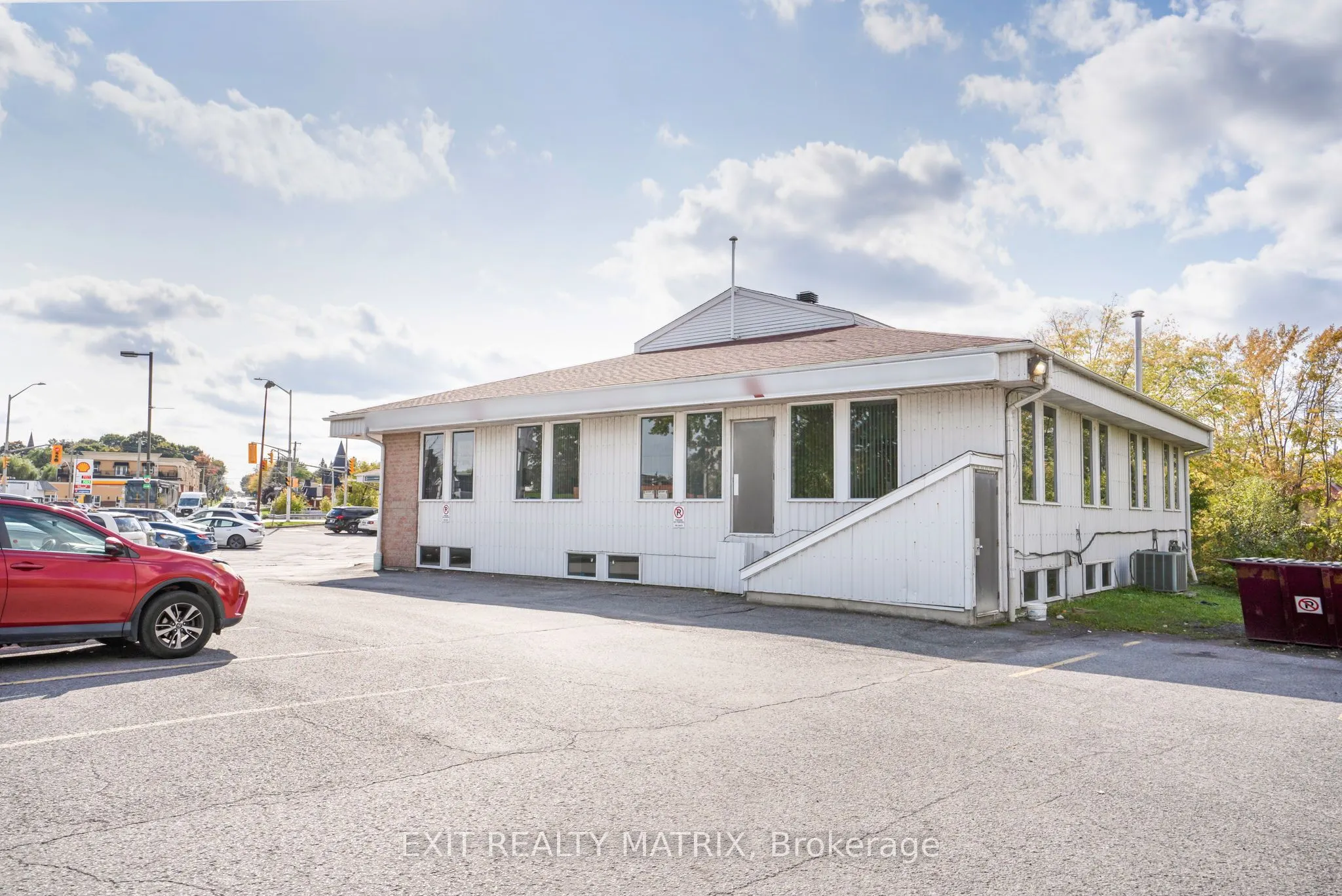 1 MAIN Street E, #500