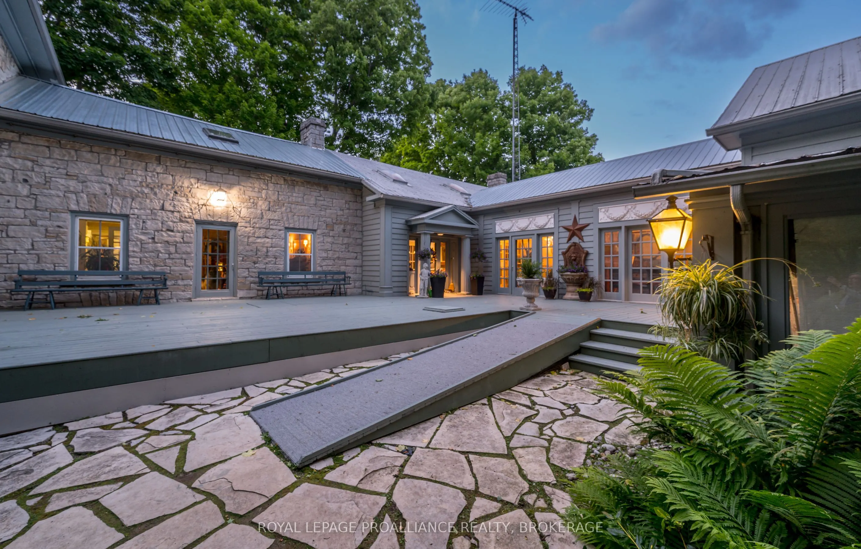 316 Colebrook Road