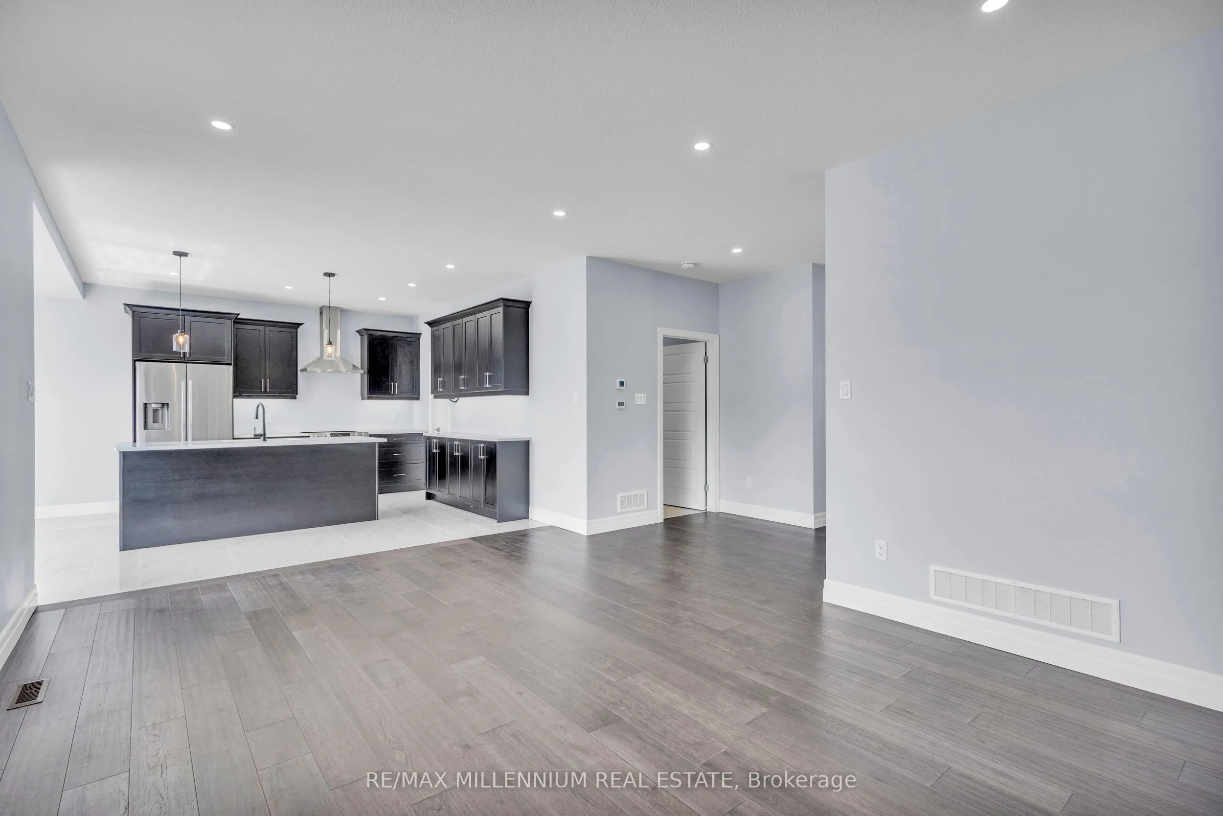 176 Foxborough Place