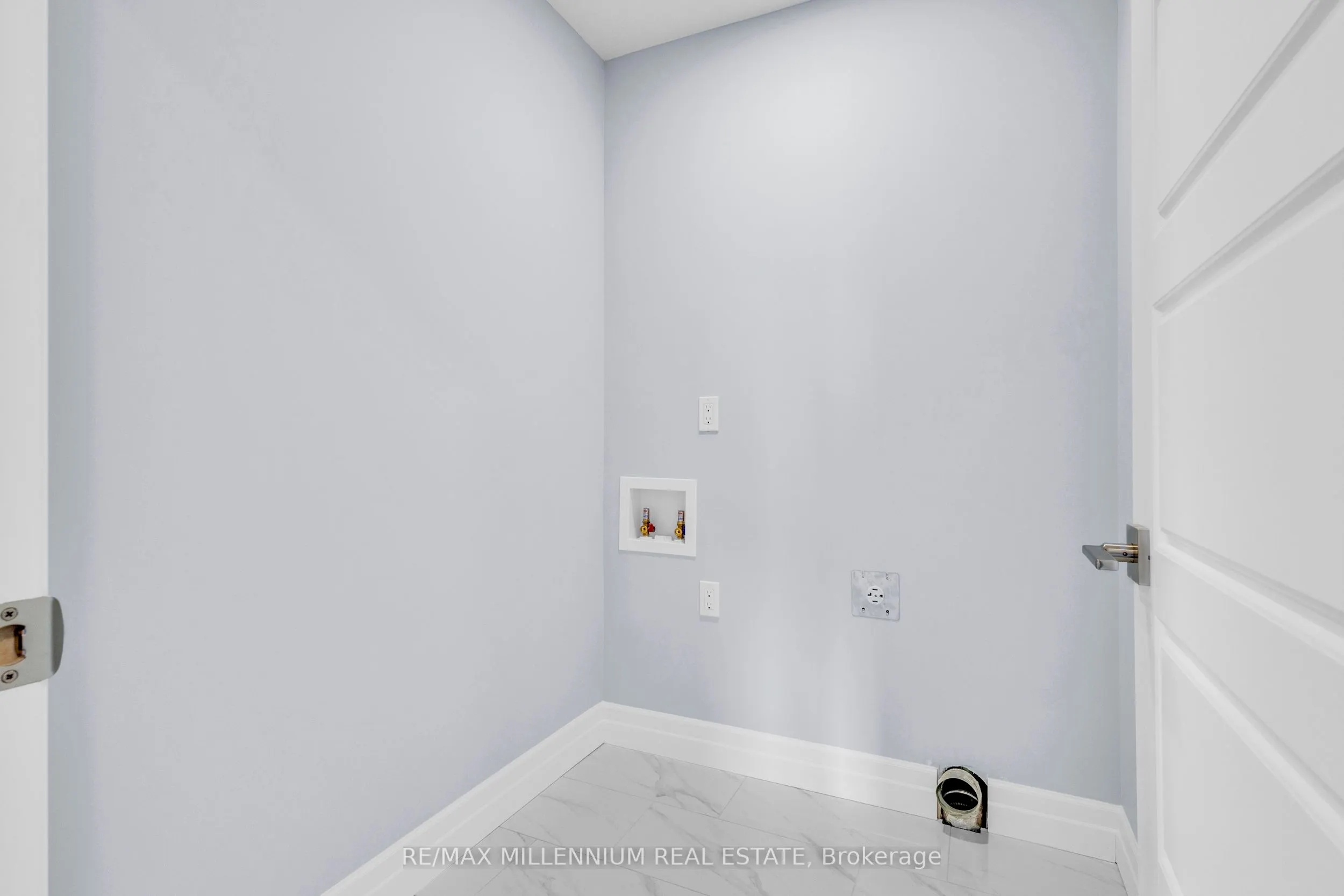 176 Foxborough Place
