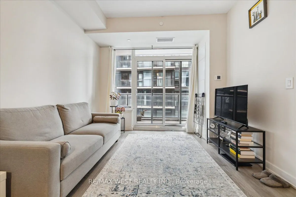 212 King William Street, #1213