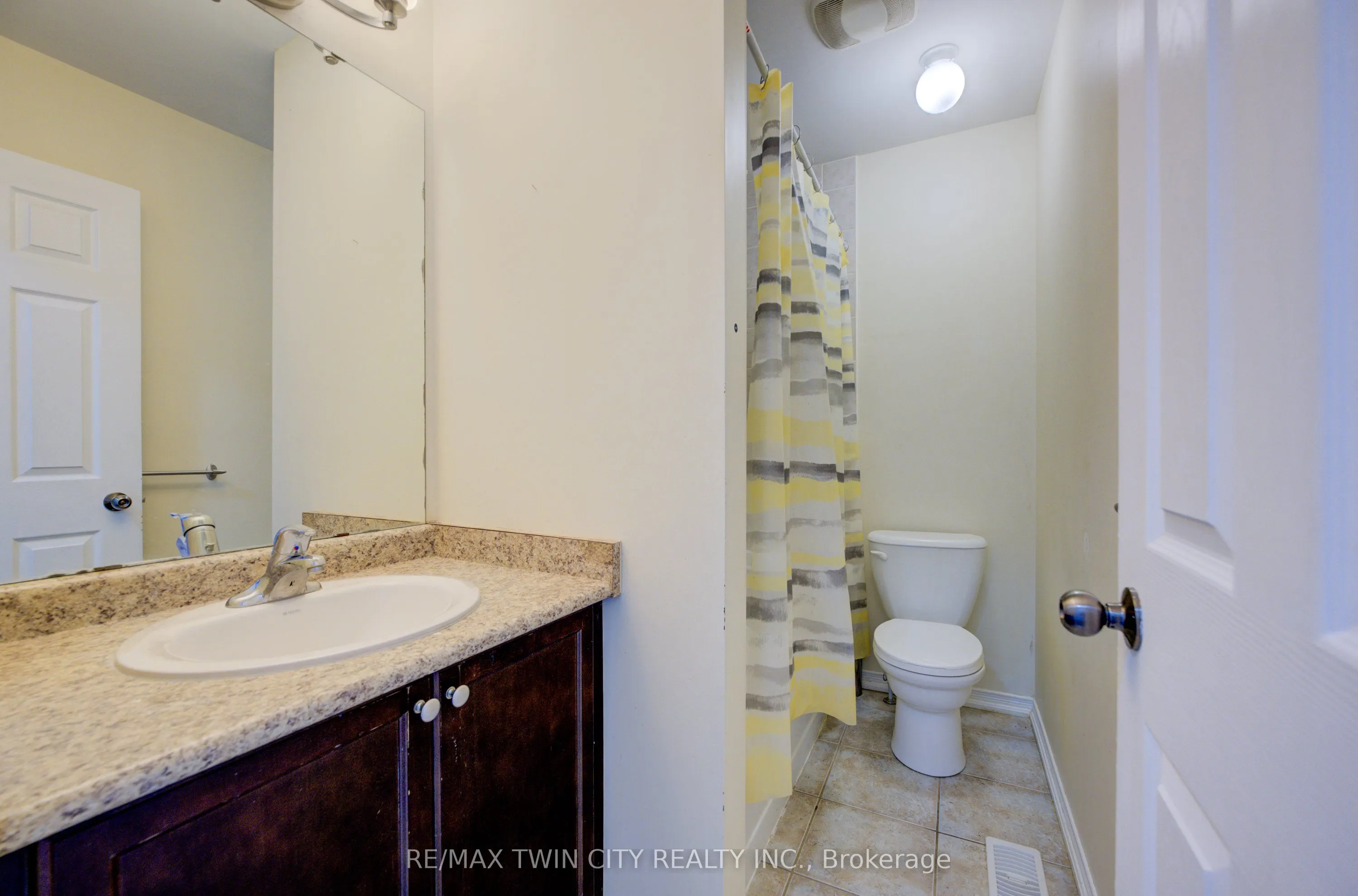 82 Trowbridge Street