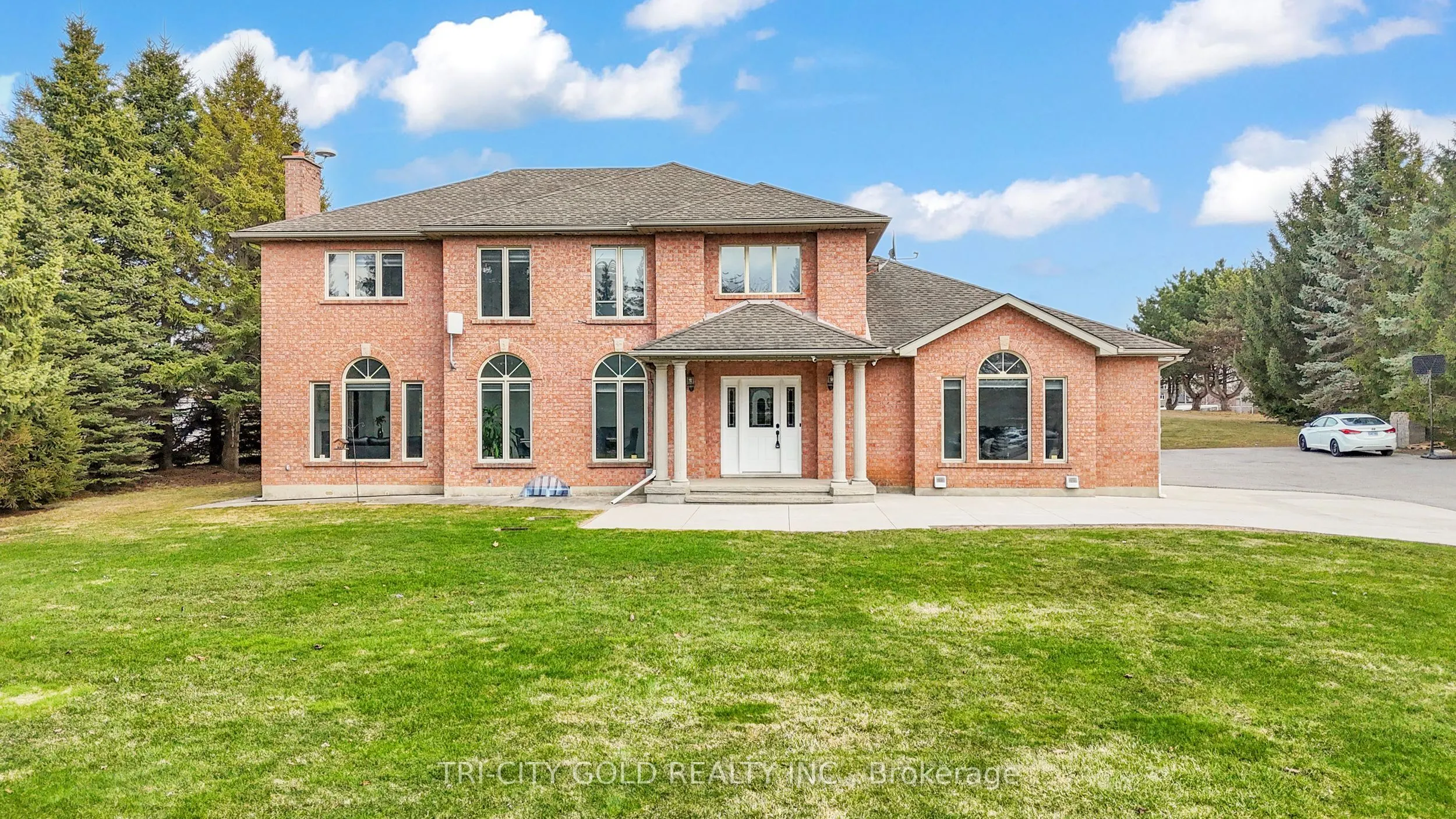 2 Currie Drive