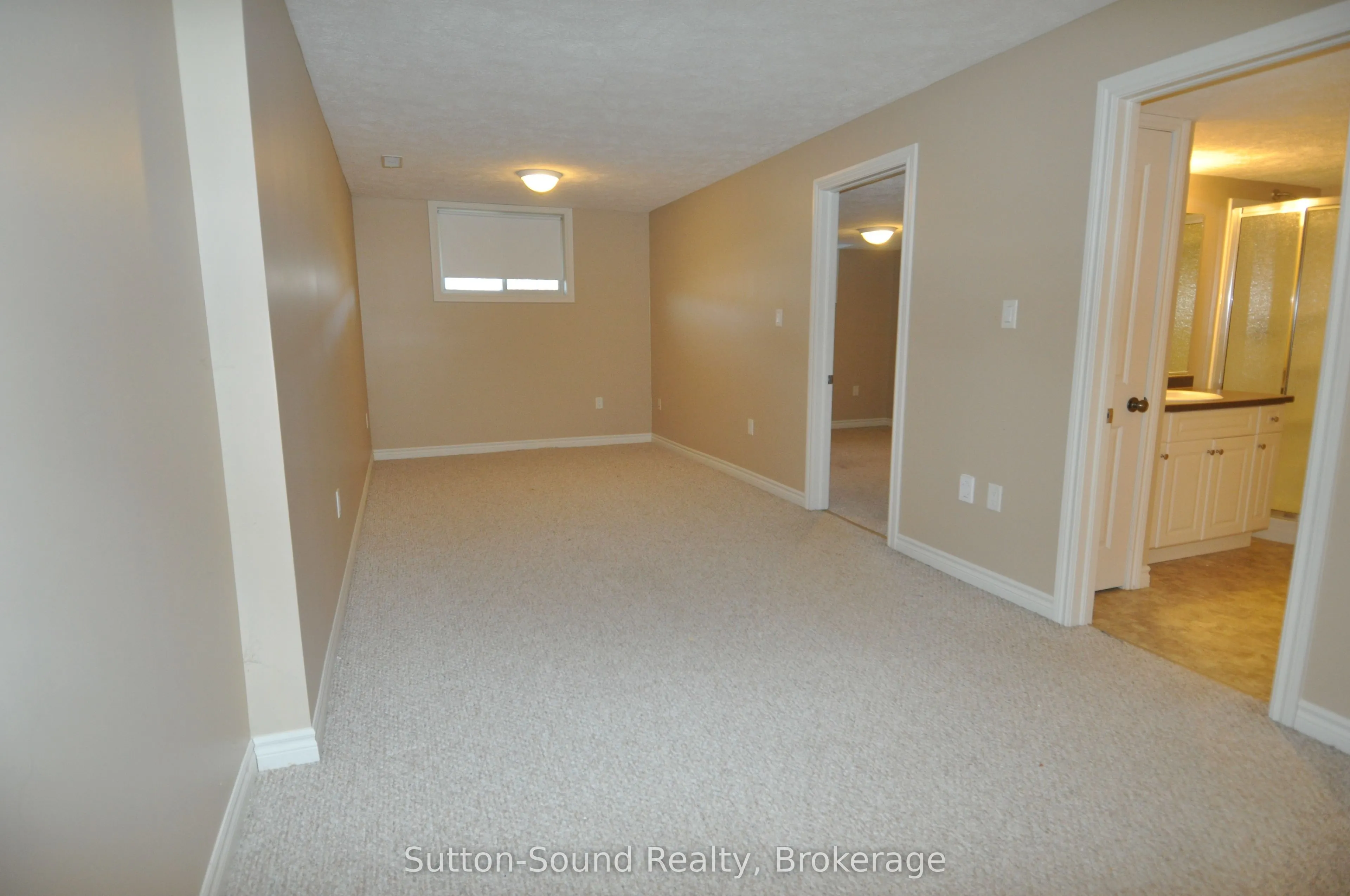 1326 15th ST B Street E