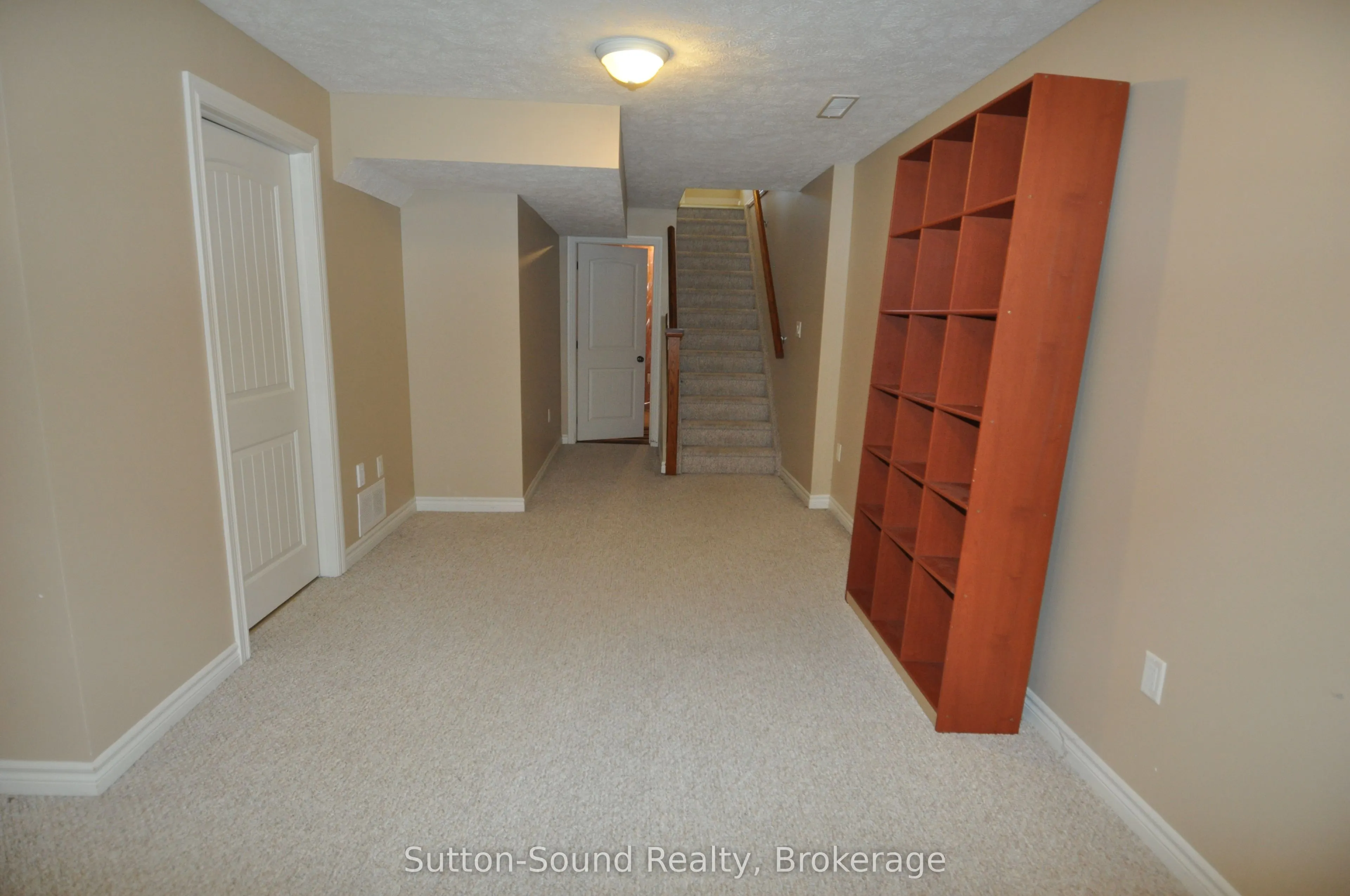 1326 15th ST B Street E