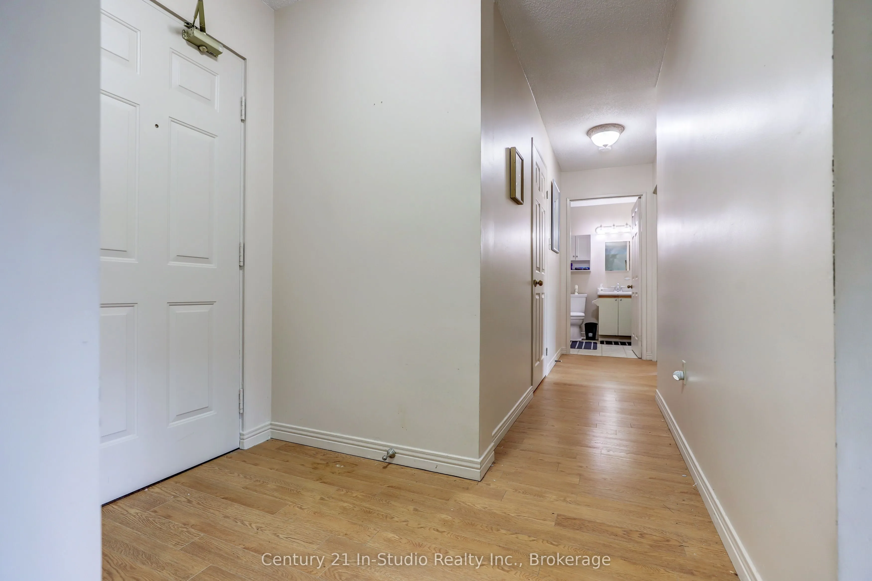 850 6th Street E, #202