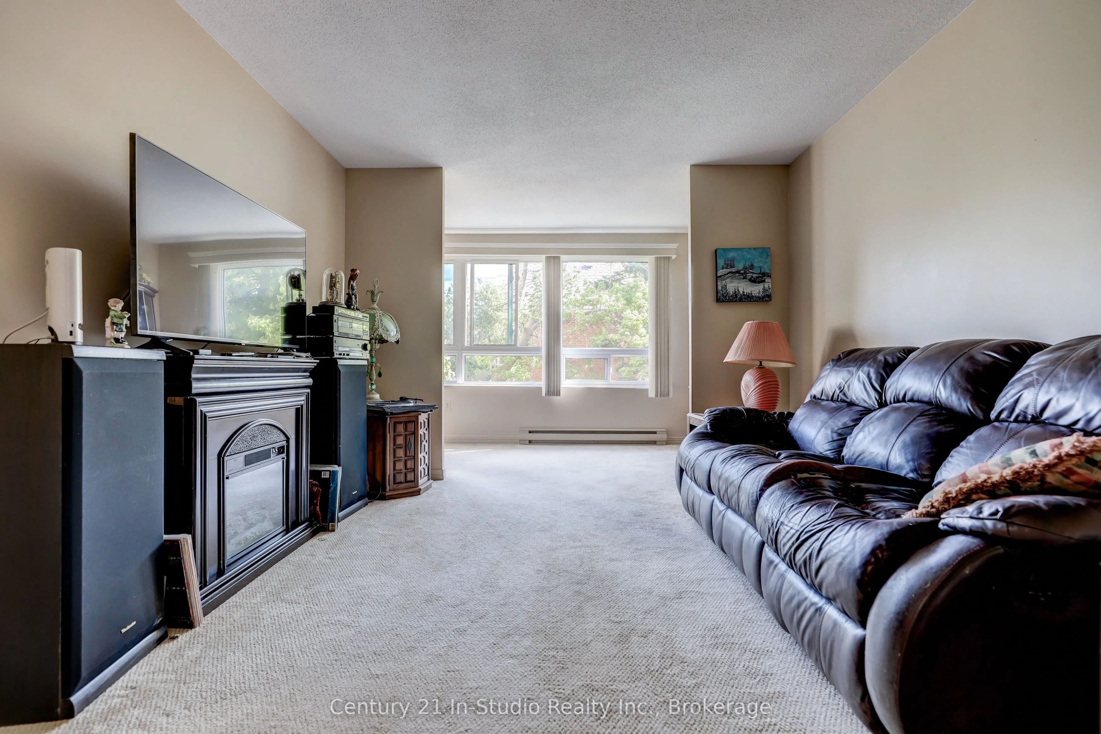 850 6th Street E, #202