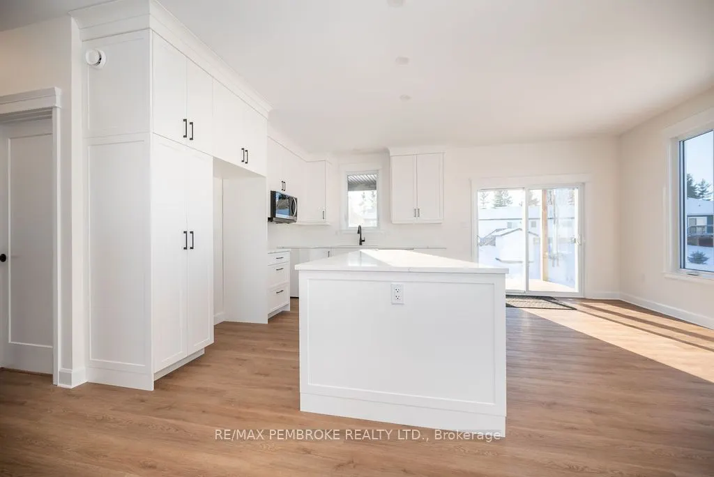 52 Wilson Avenue