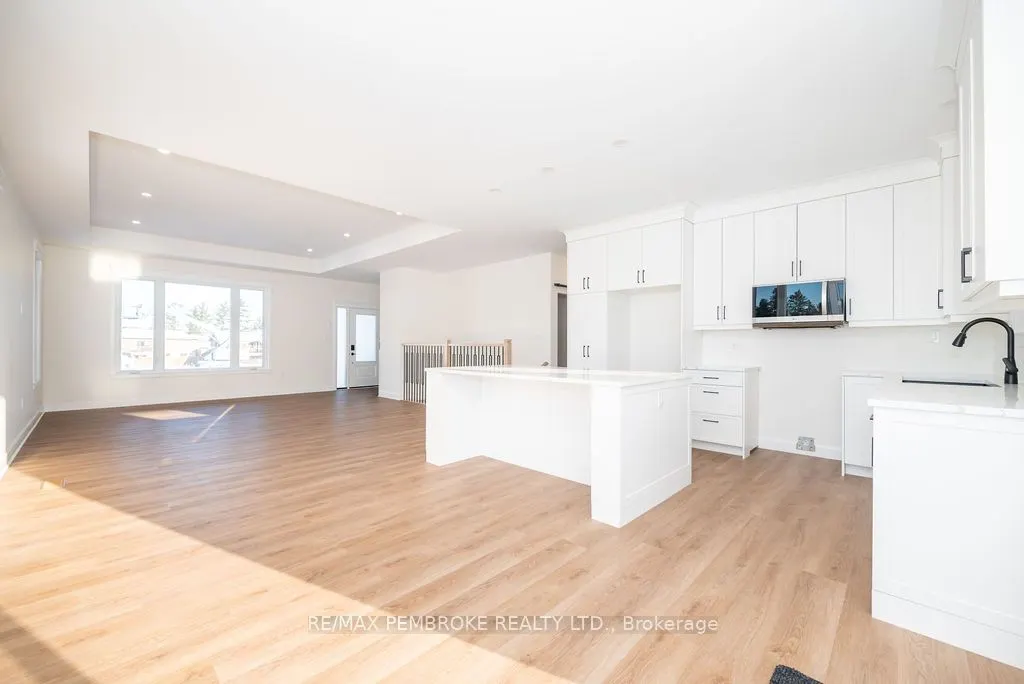 52 Wilson Avenue