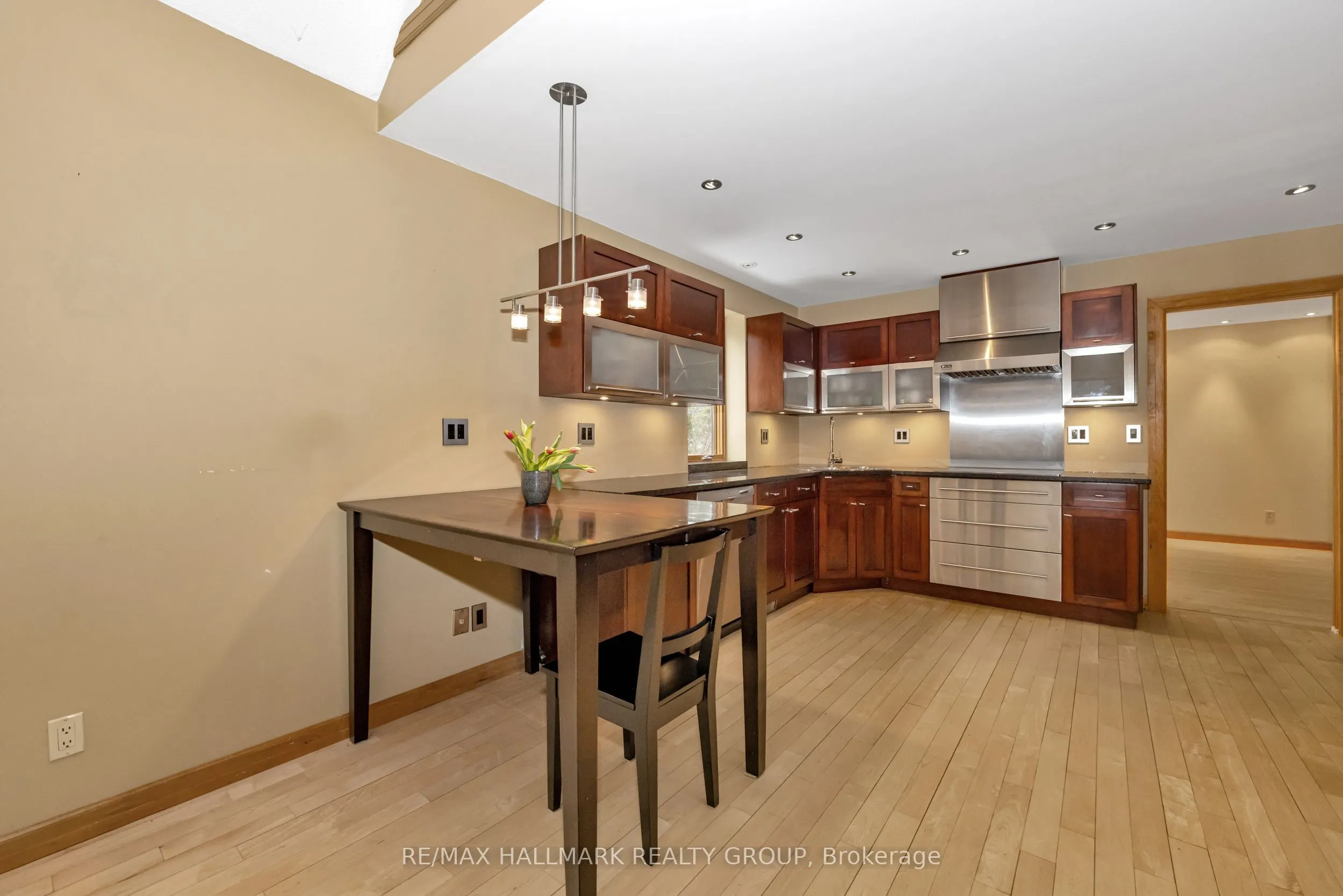 42 Twilight (Davidson) Crescent