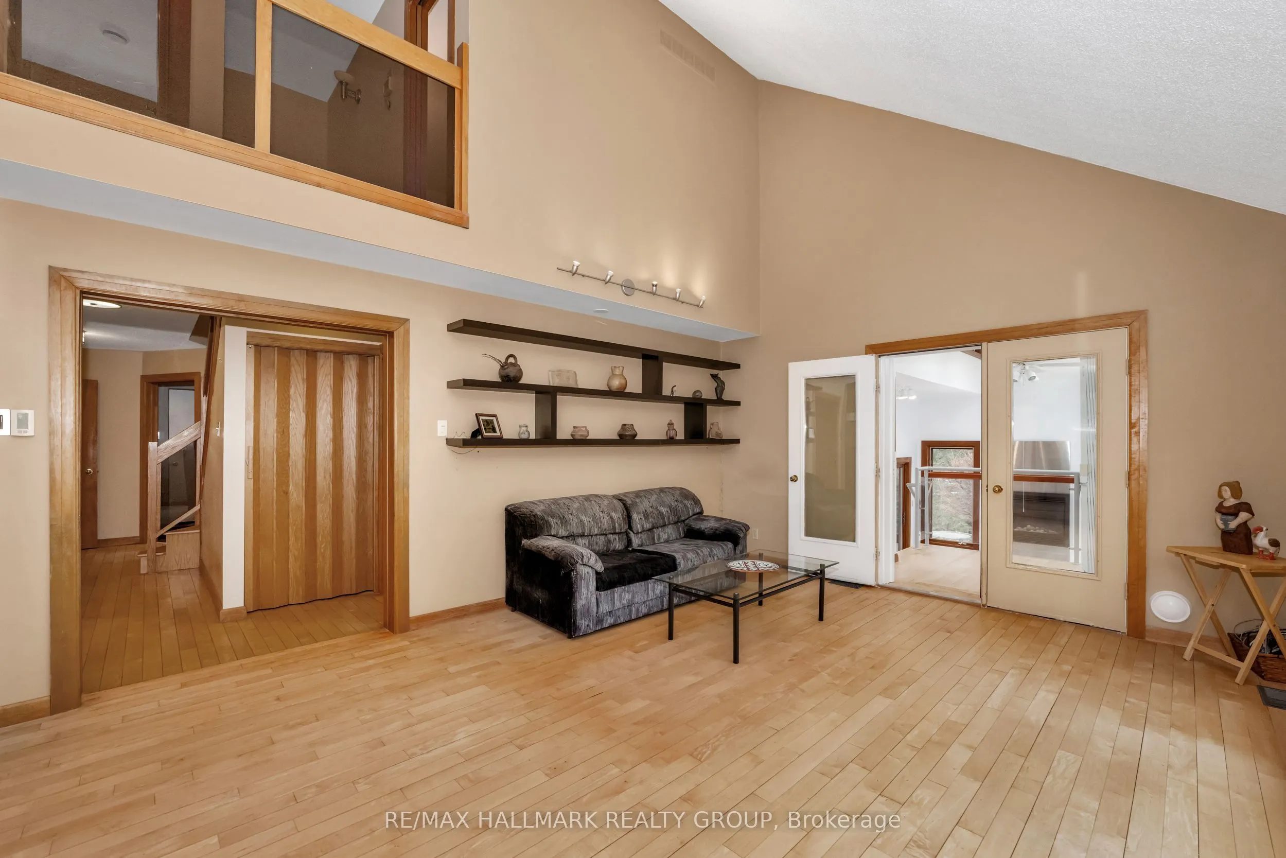 42 Twilight (Davidson) Crescent