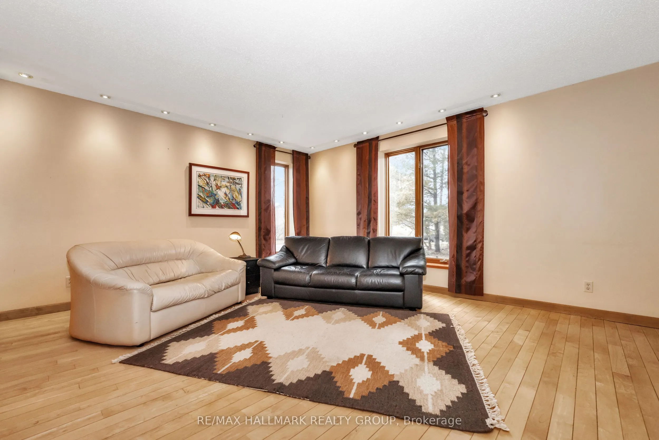 42 Twilight (Davidson) Crescent