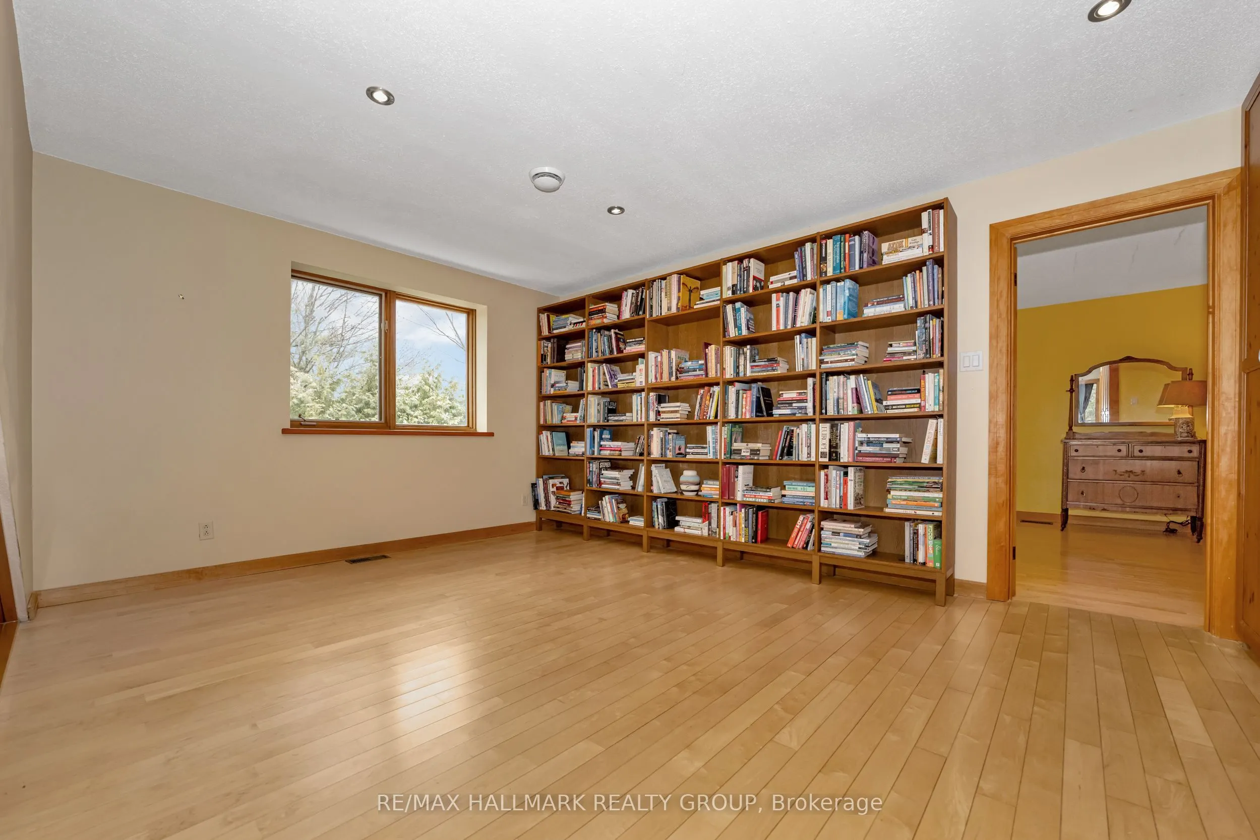 42 Twilight (Davidson) Crescent
