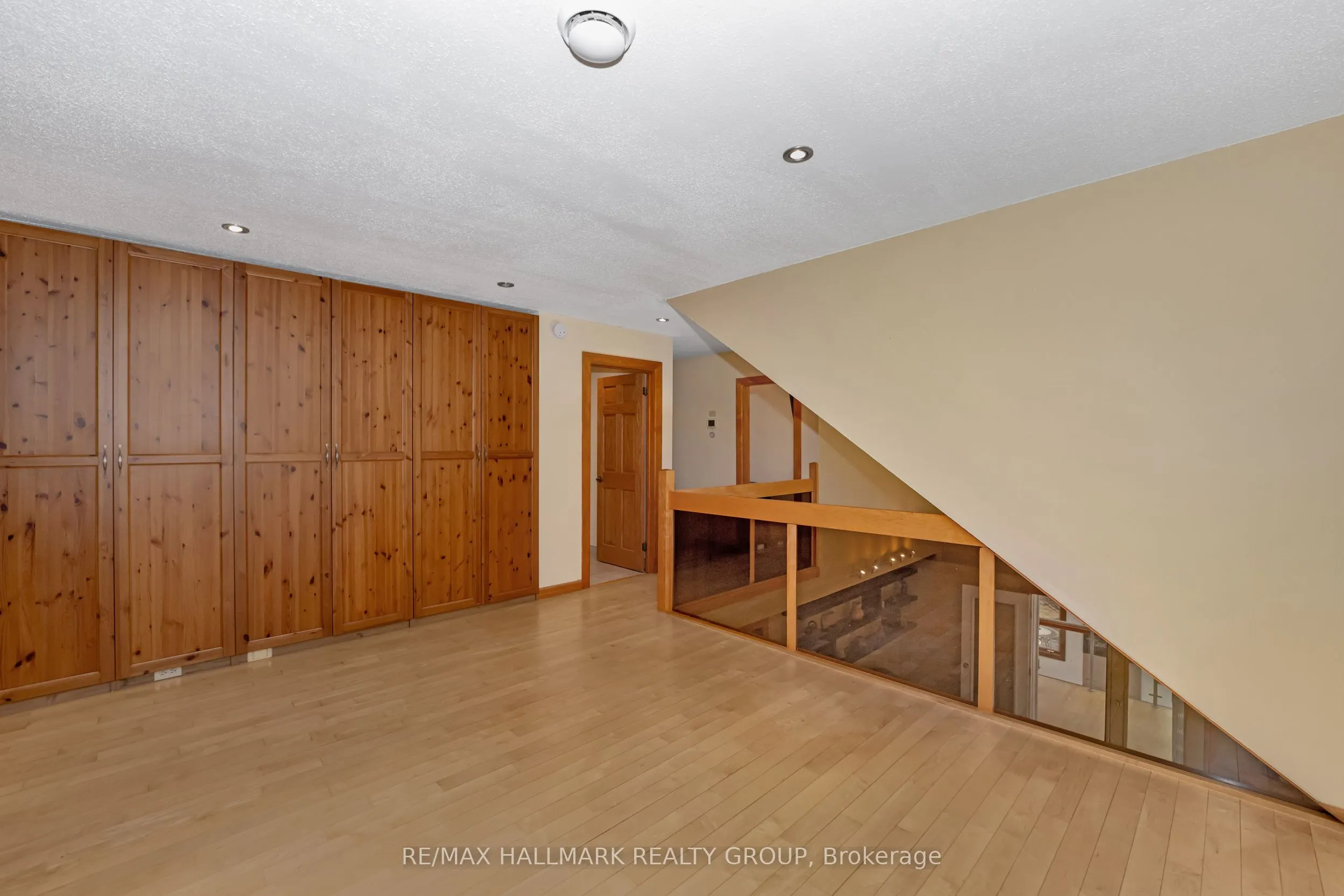 42 Twilight (Davidson) Crescent