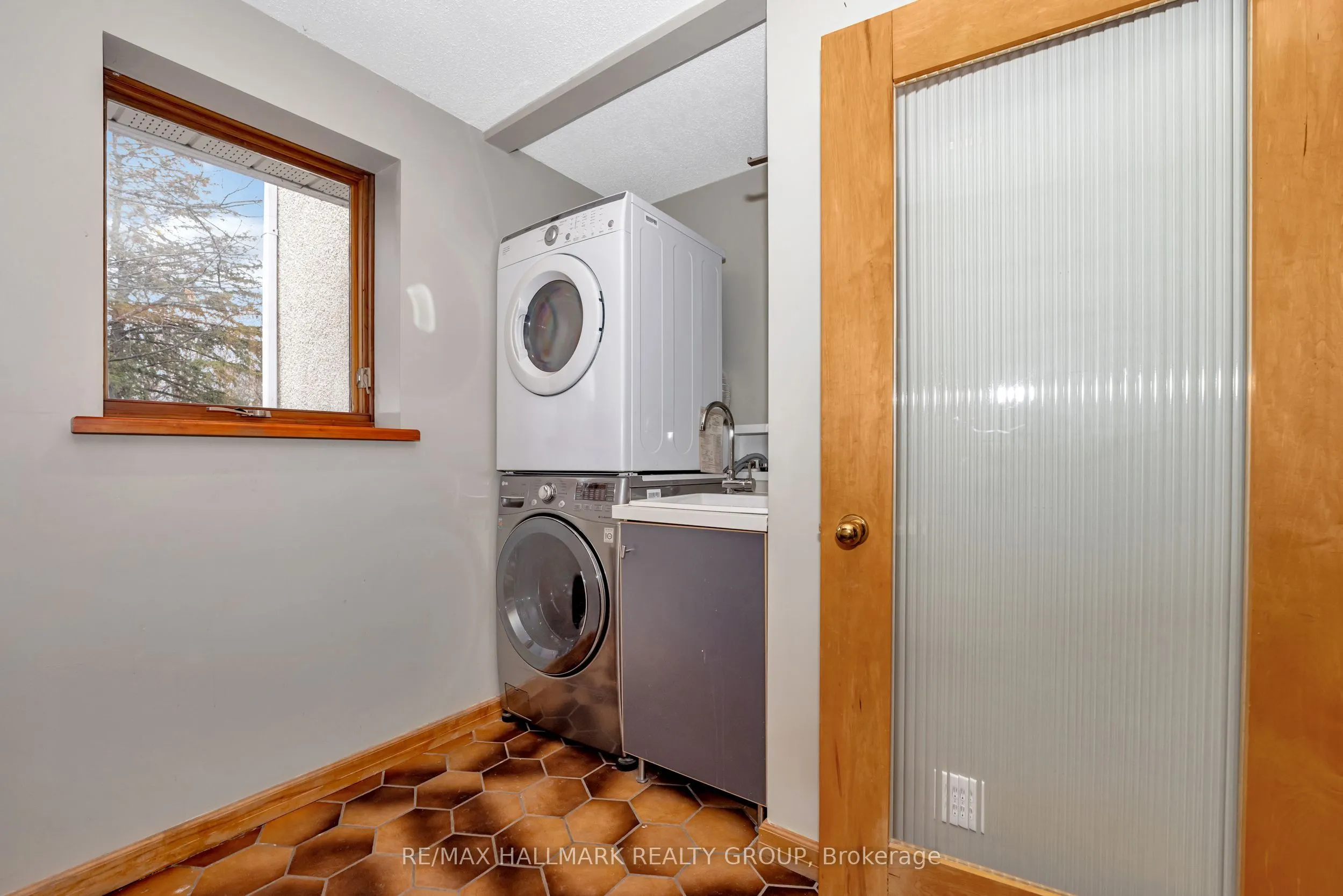 42 Twilight (Davidson) Crescent