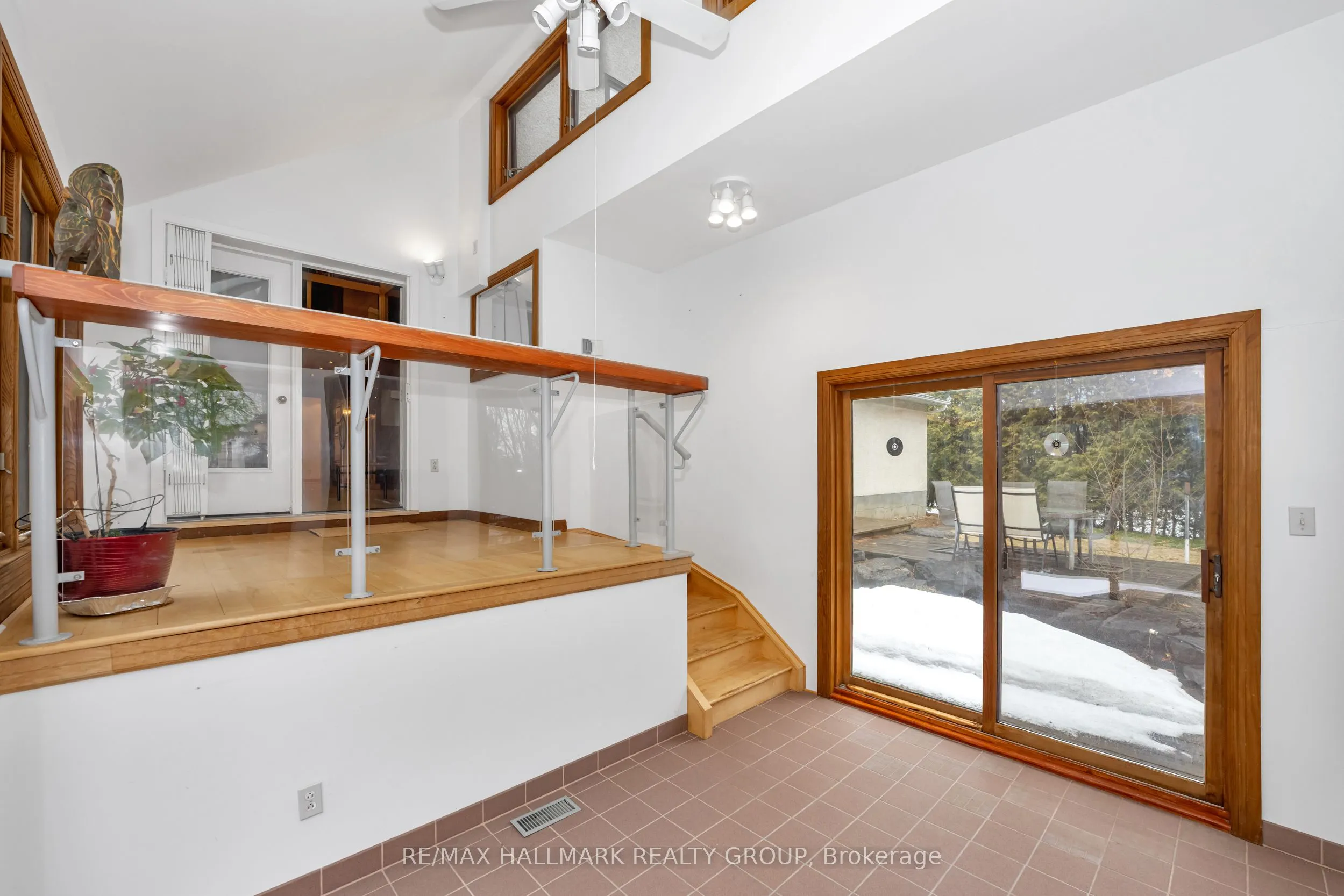 42 Twilight (Davidson) Crescent