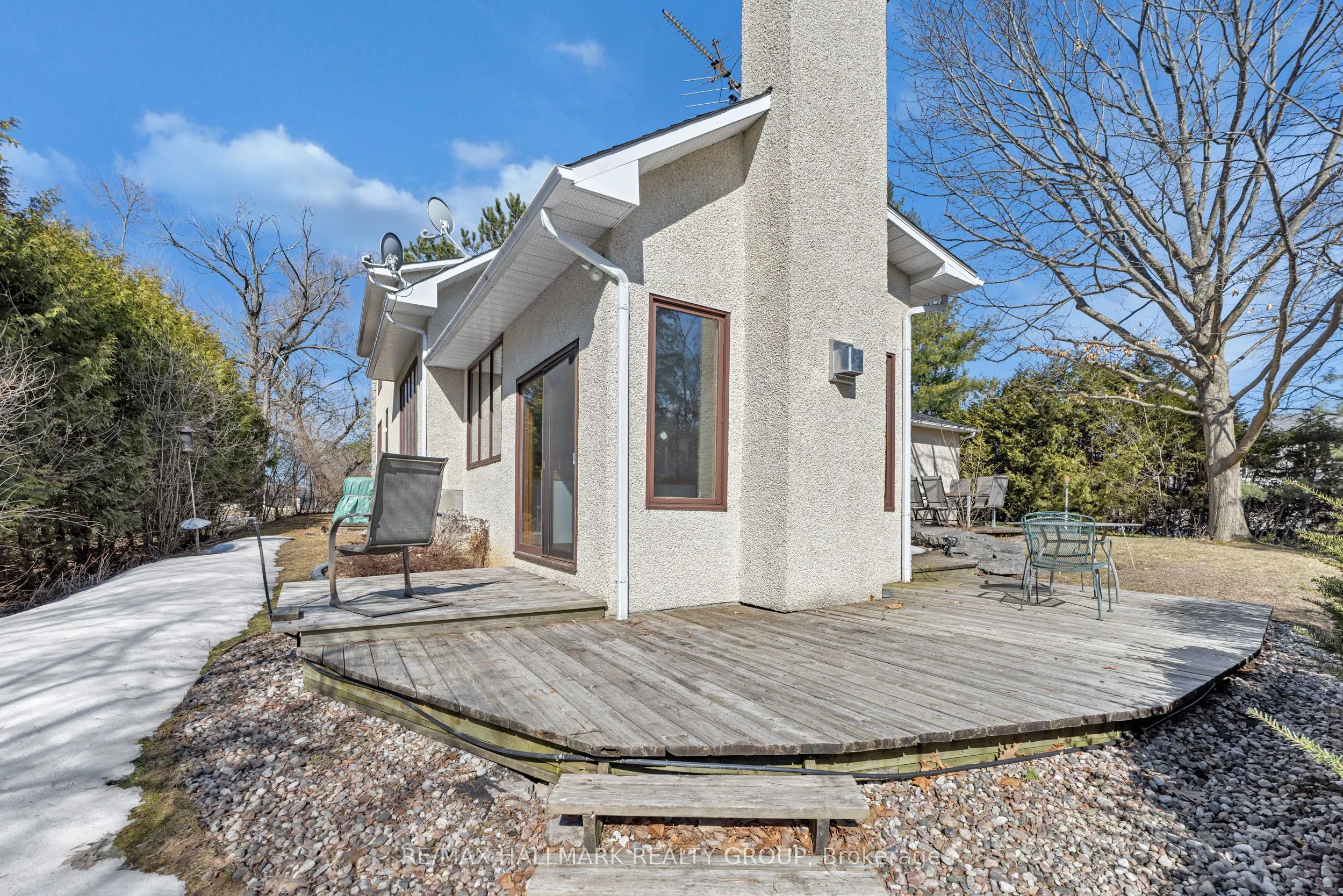 42 Twilight (Davidson) Crescent