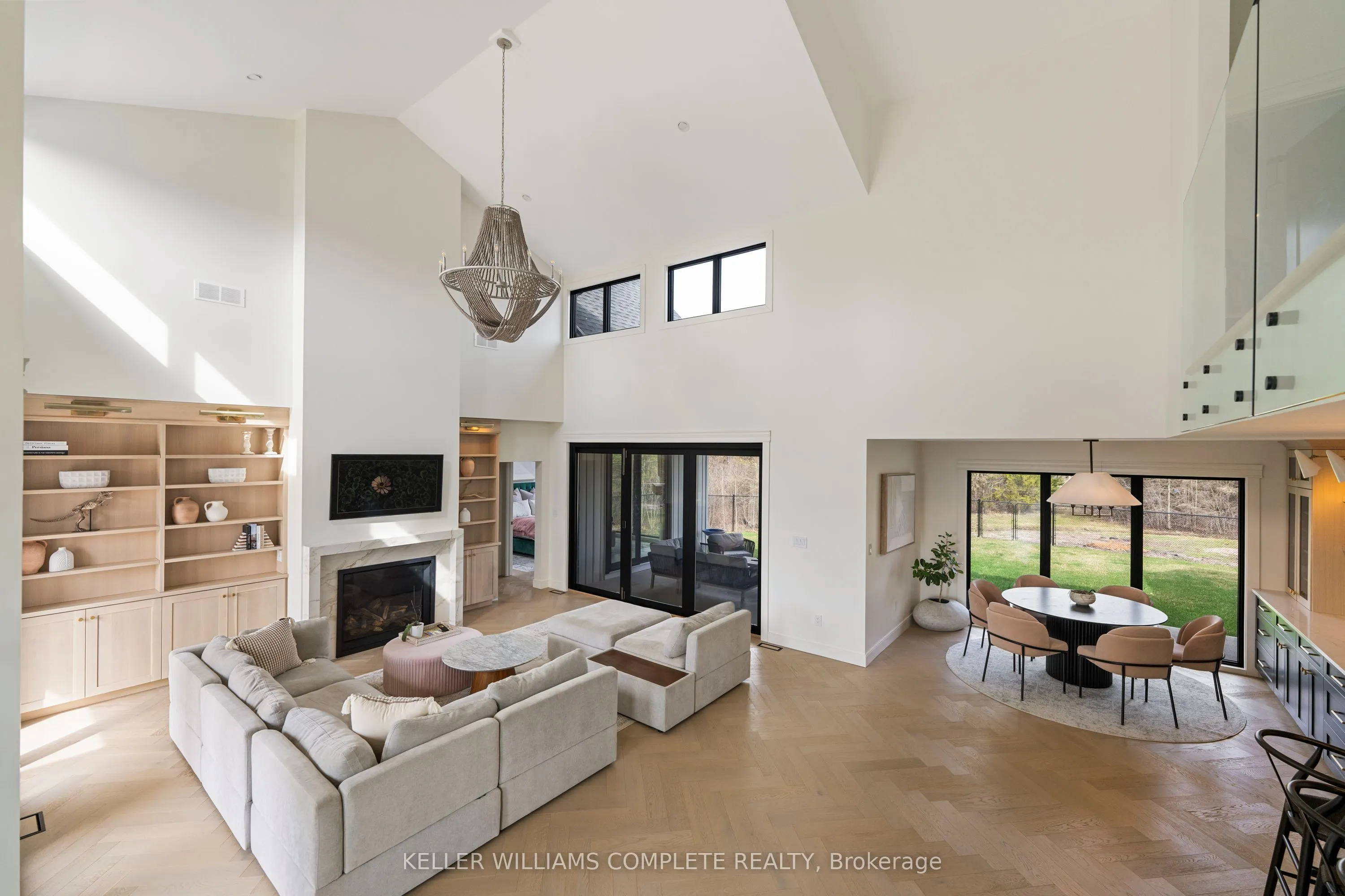 3901 White Road