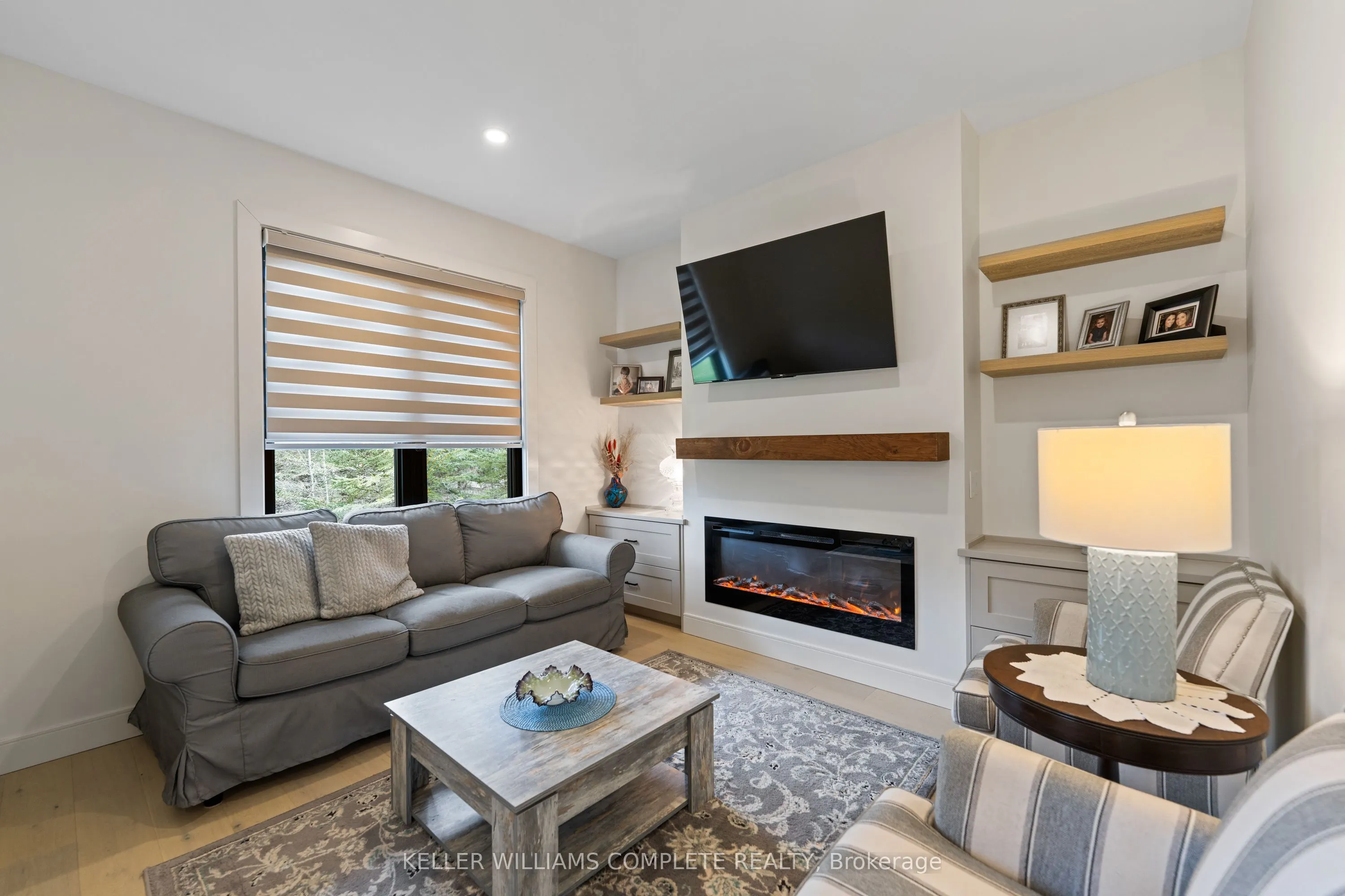 3901 White Road