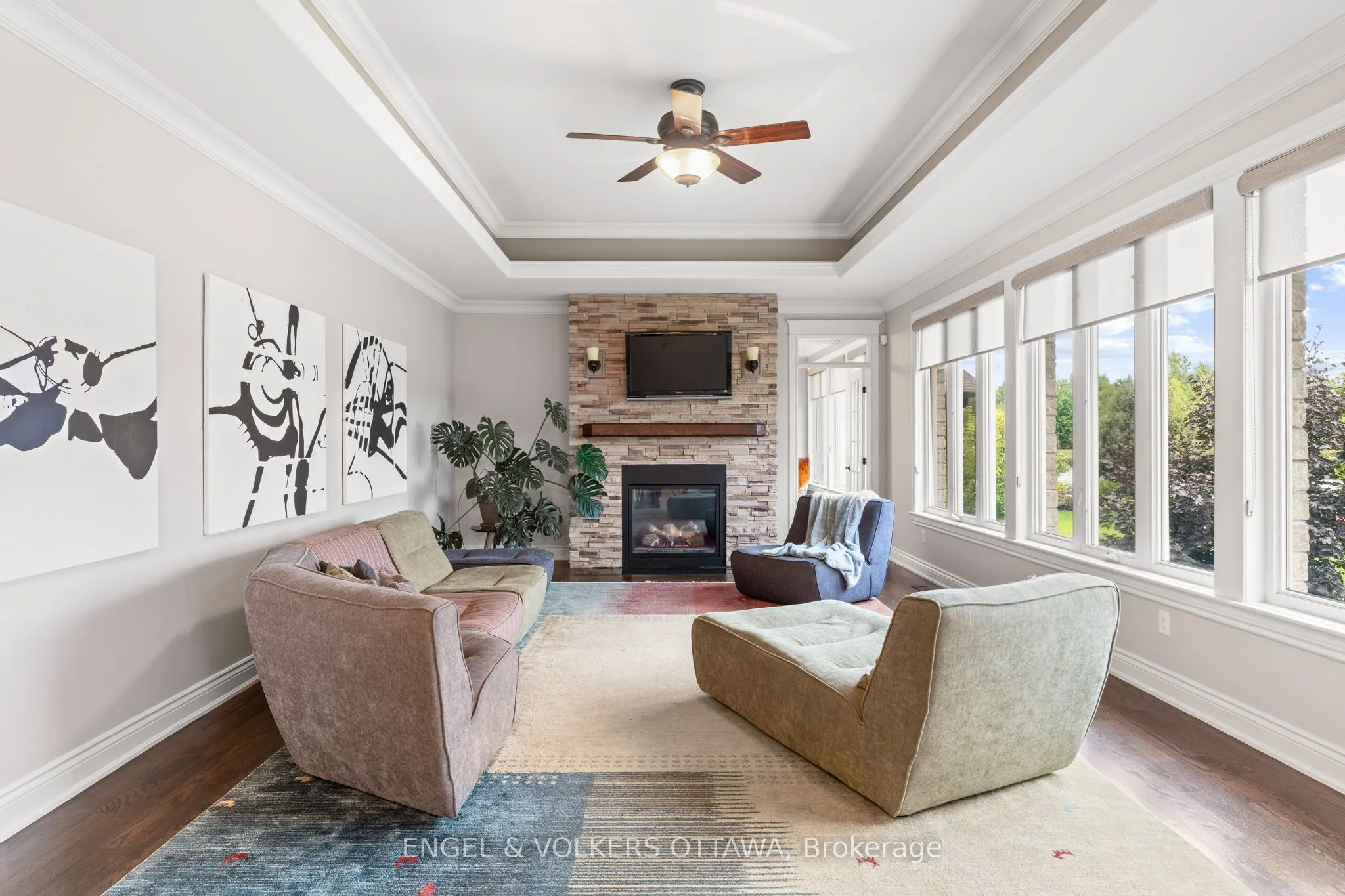6808 Suncrest Drive