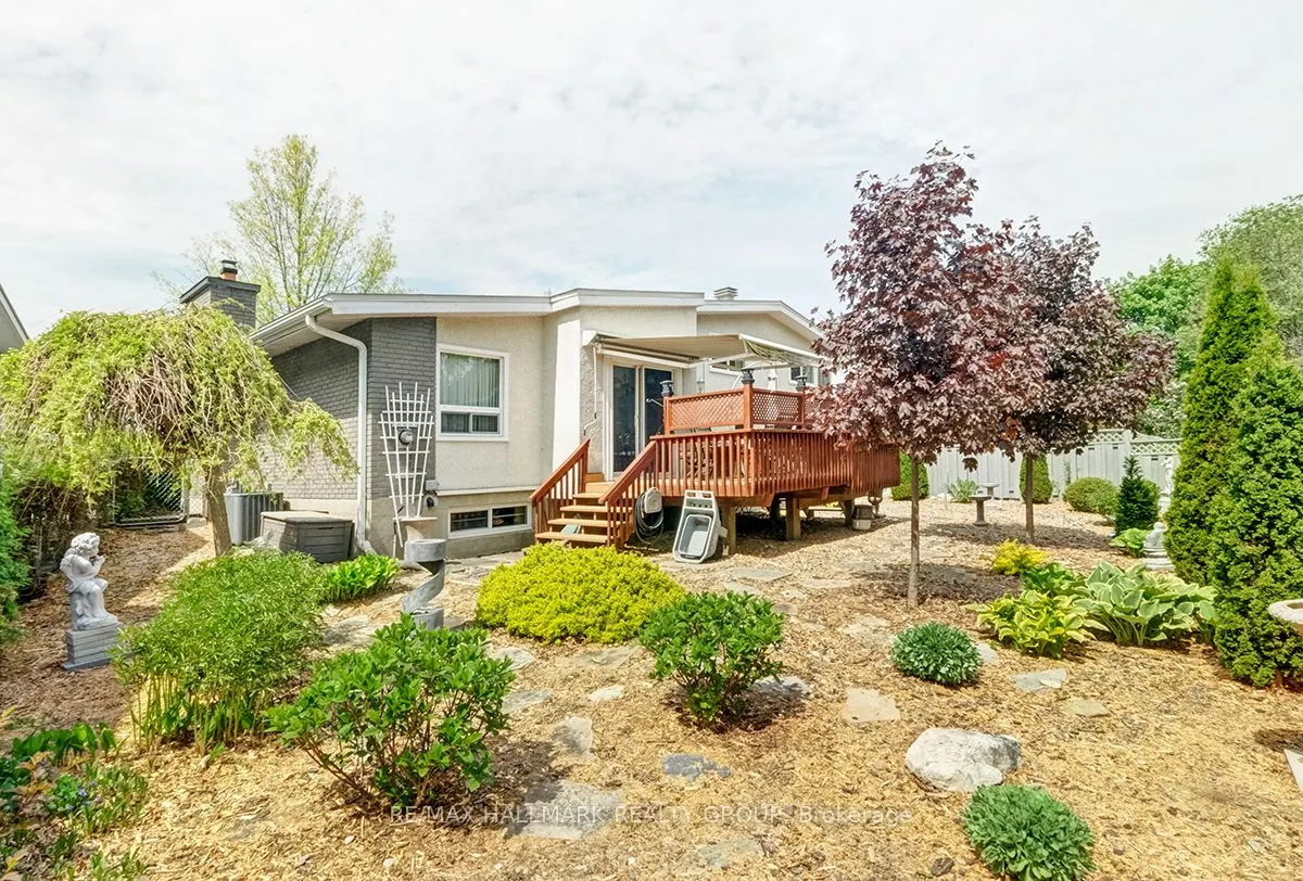 664 Glenhurst Crescent