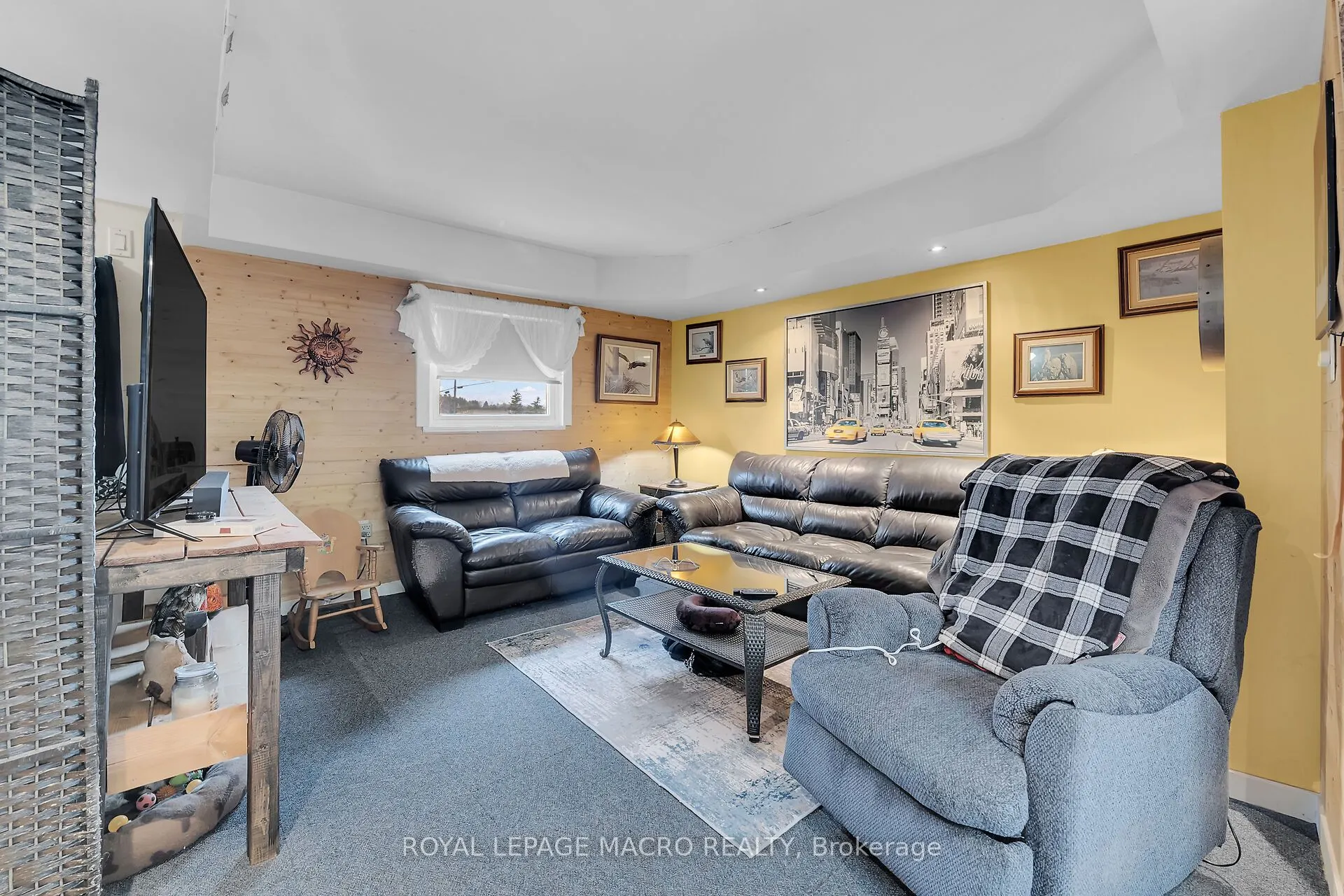 2374 St Anns Road