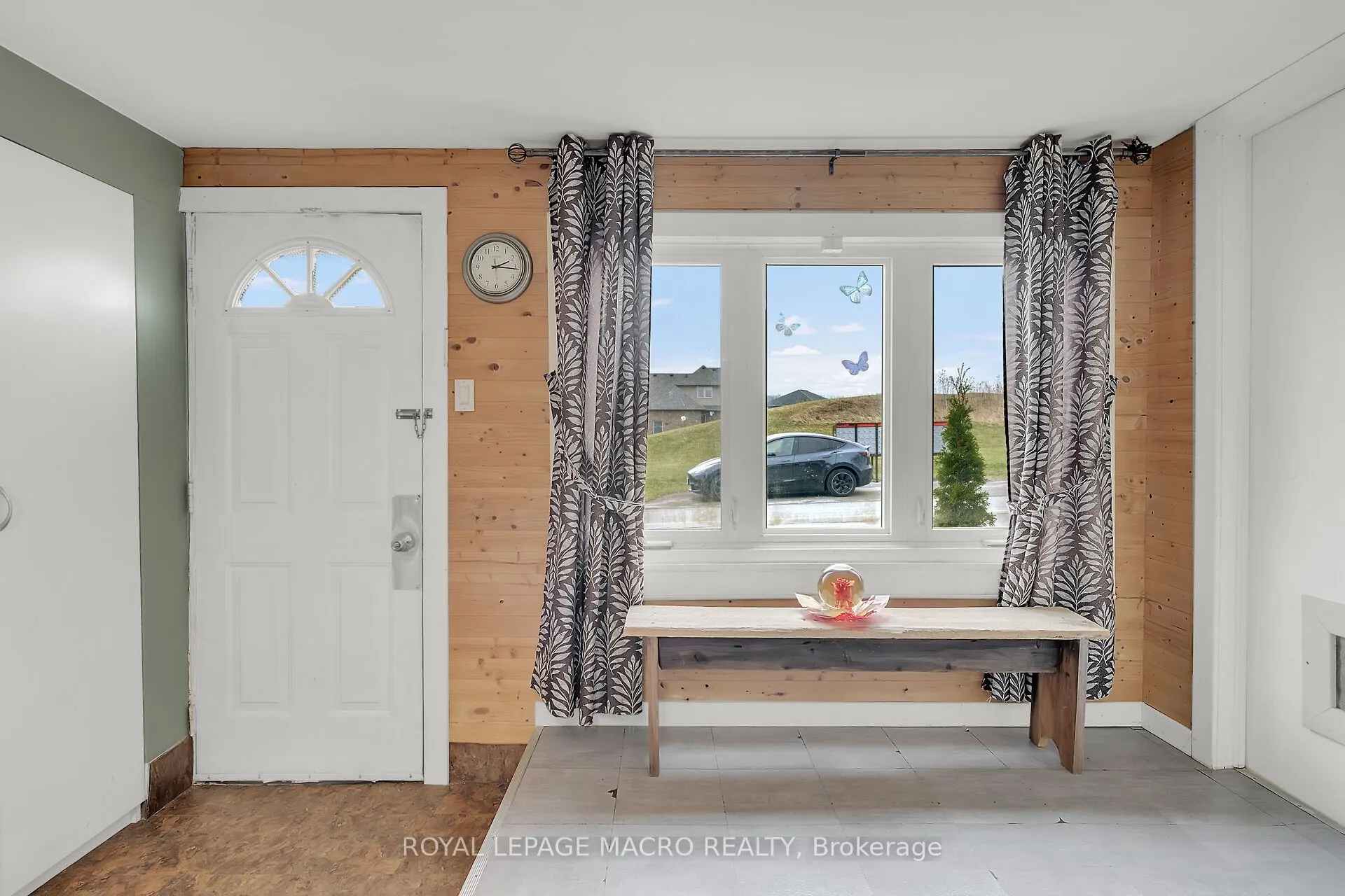 2374 St Anns Road