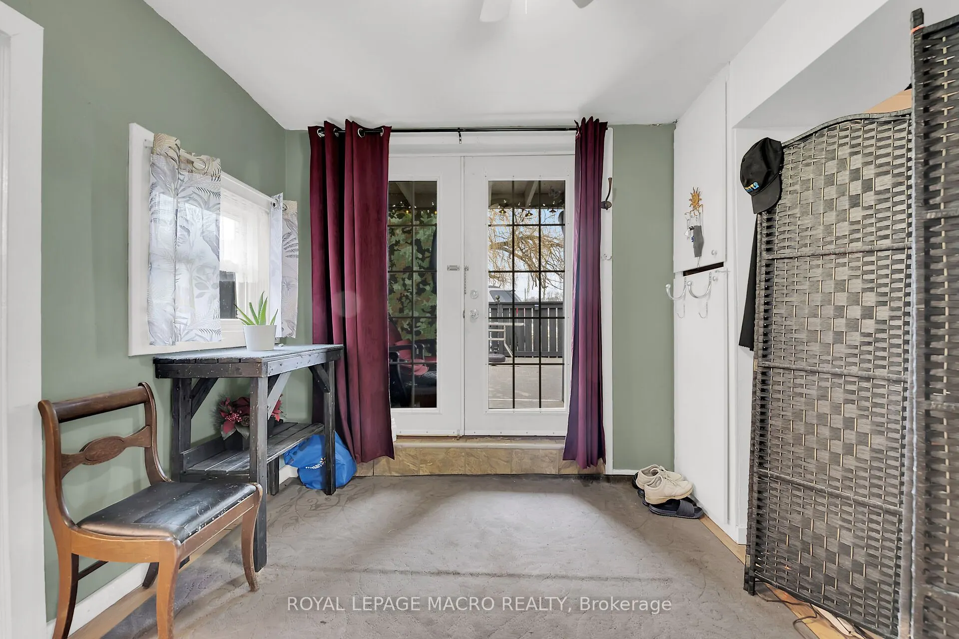 2374 St Anns Road