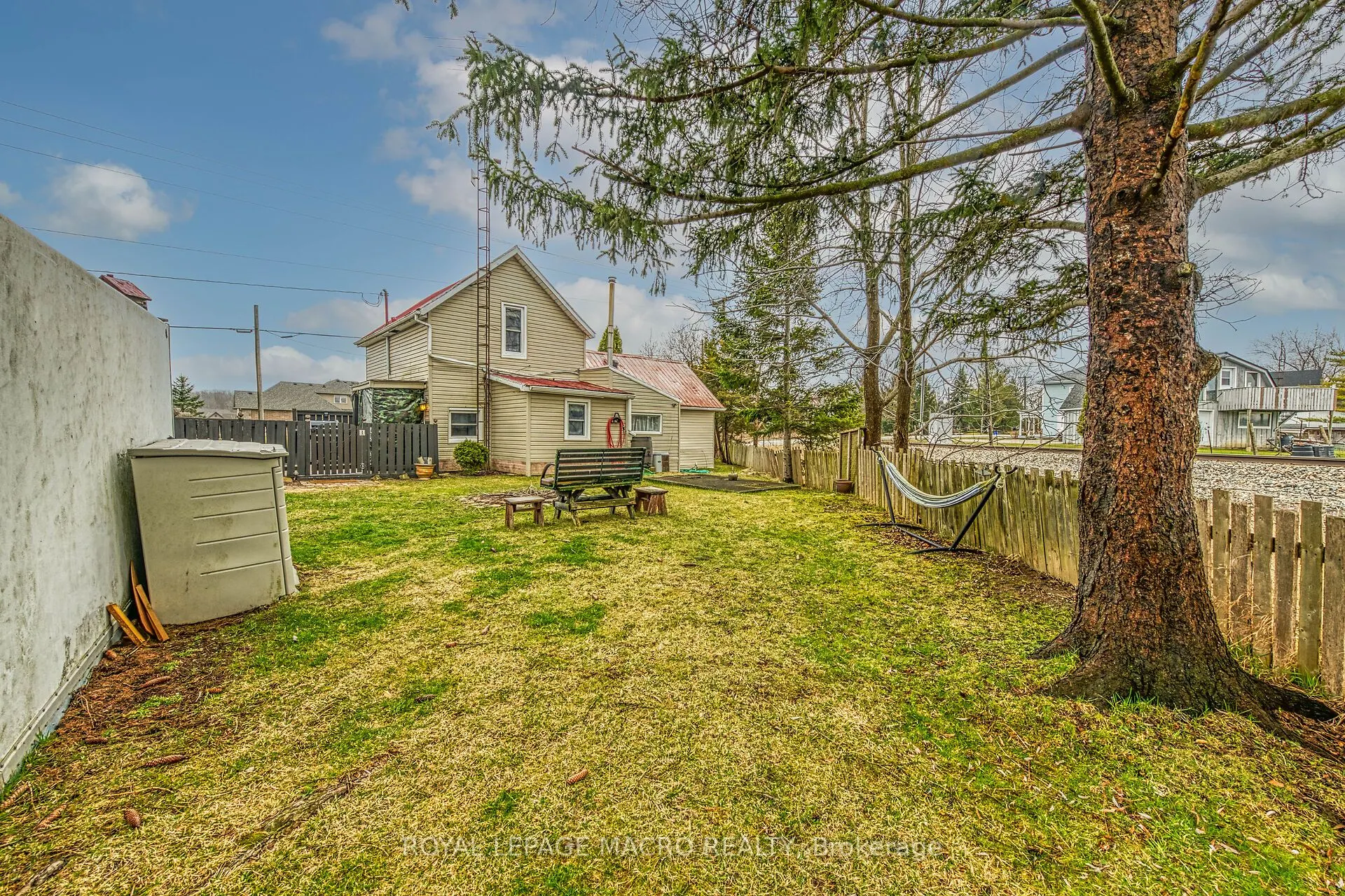 2374 St Anns Road