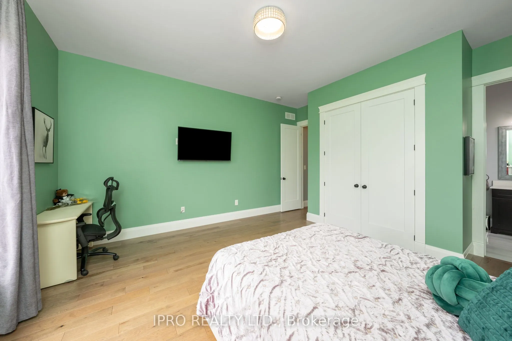 9449 Wellington 22 Road