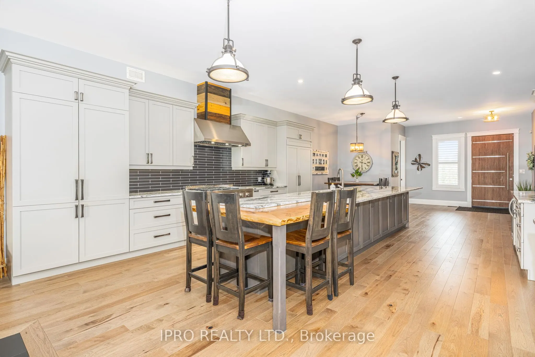 9449 Wellington 22 Road