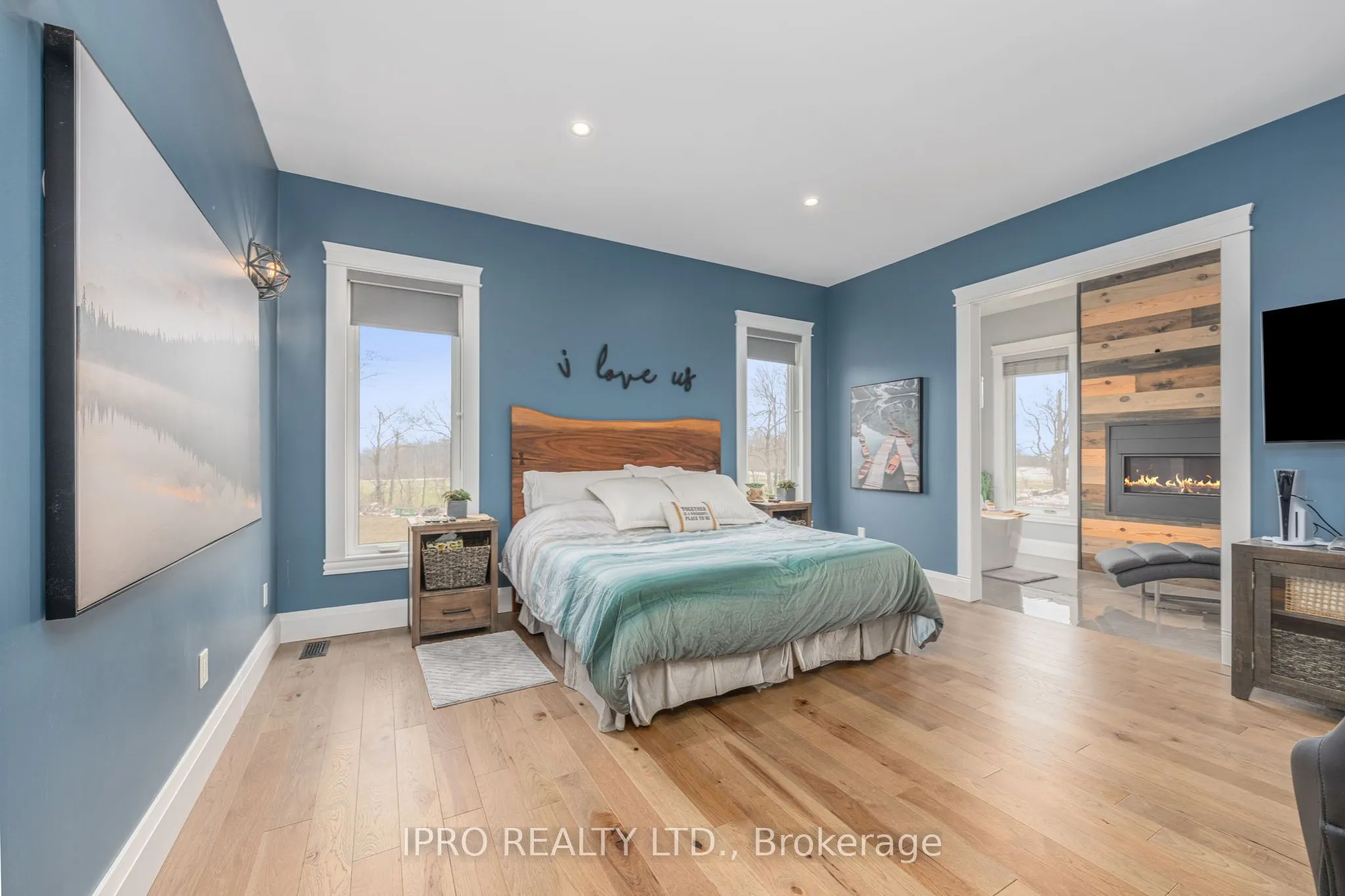 9449 Wellington 22 Road