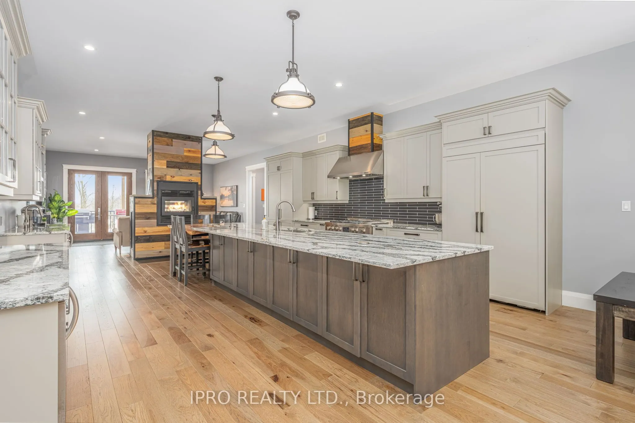 9449 Wellington 22 Road