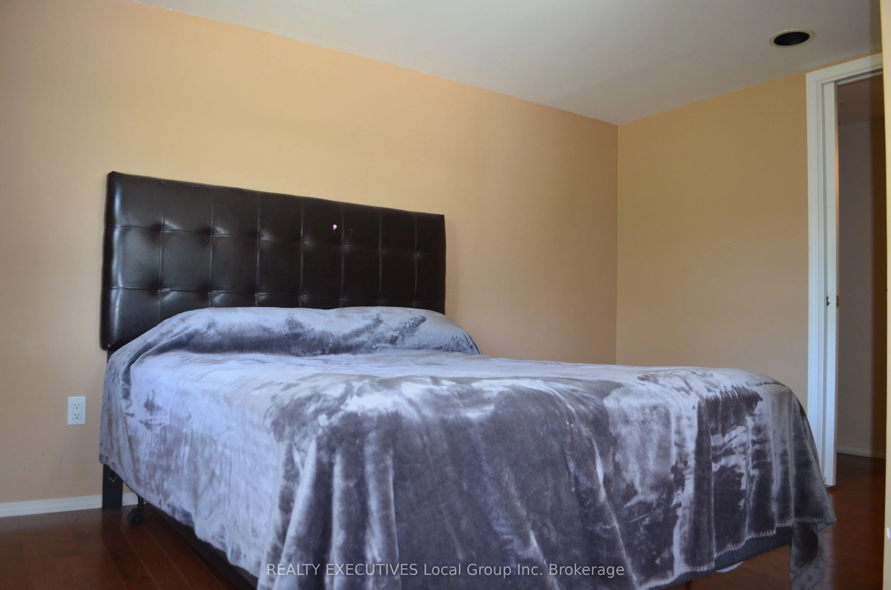 77 ROCKVIEW Road