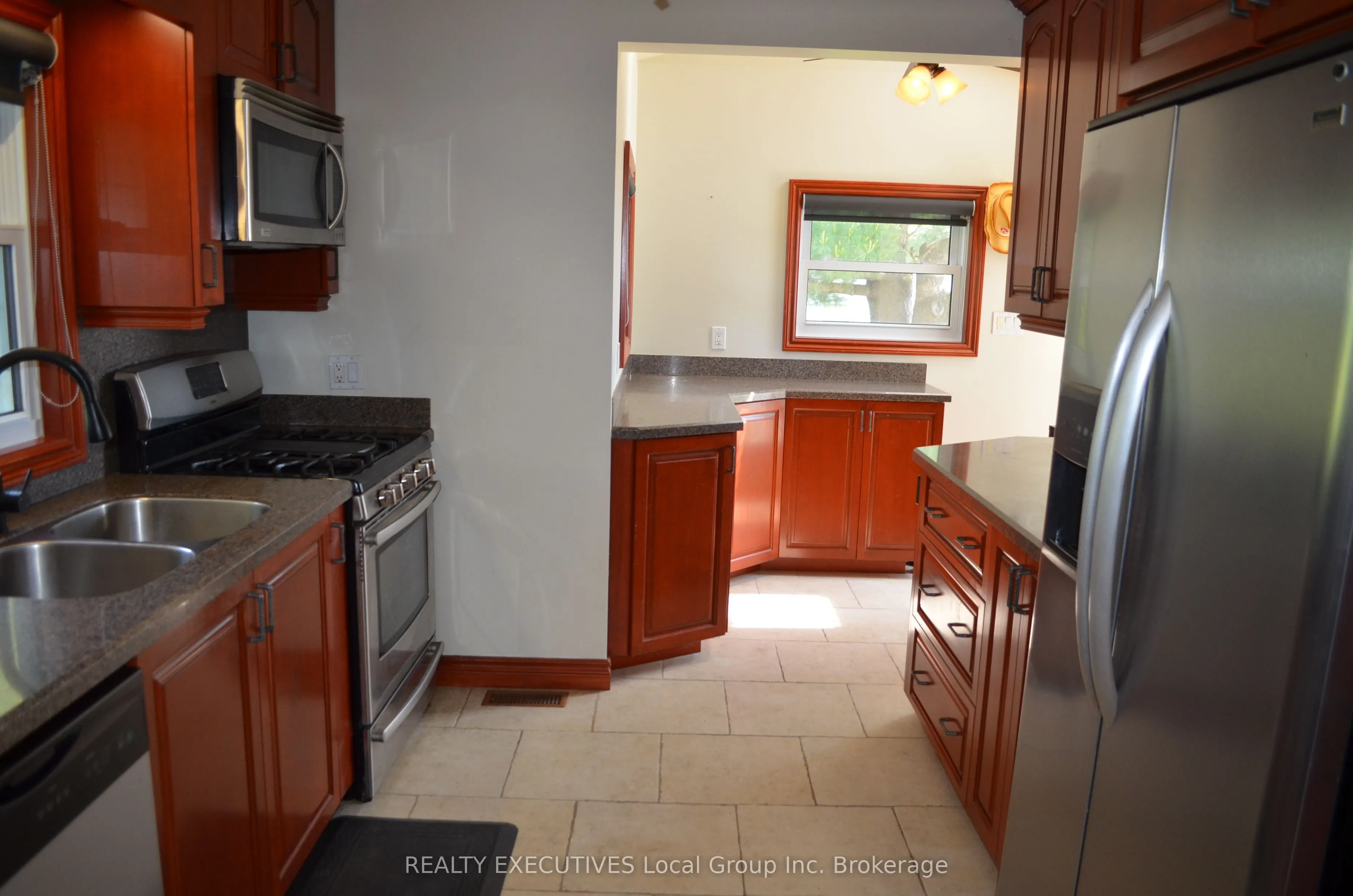 77 ROCKVIEW Road