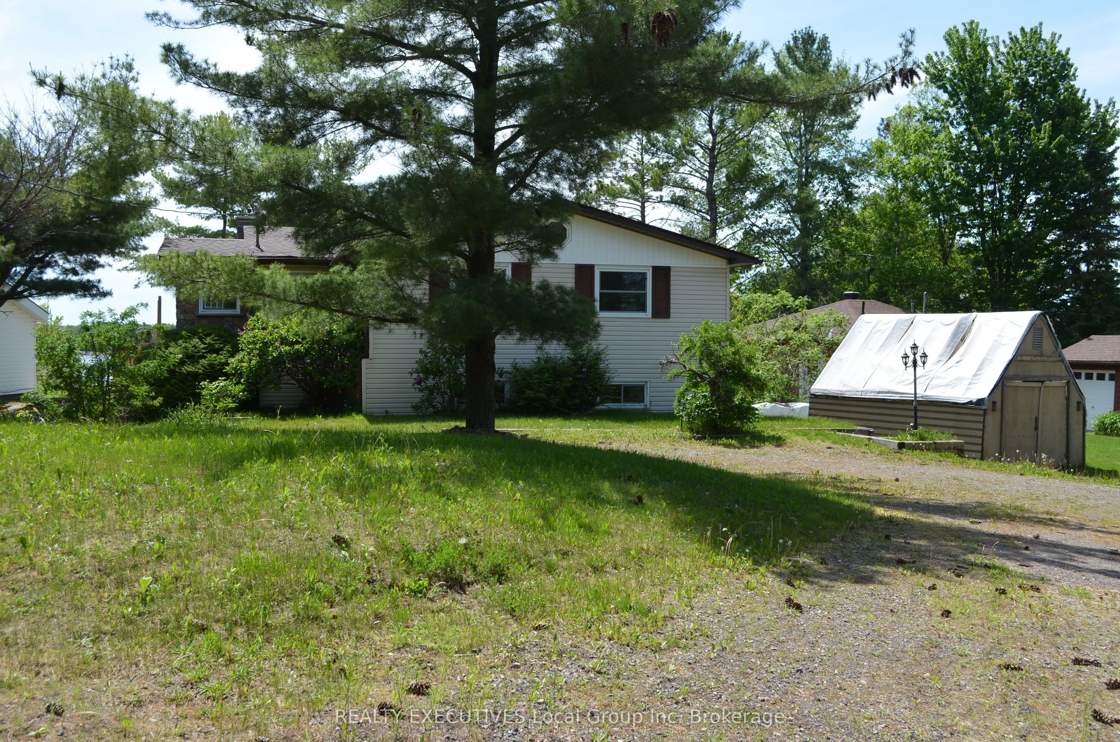 77 ROCKVIEW Road