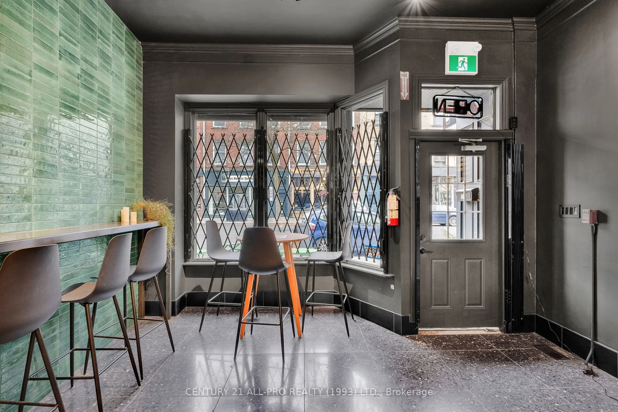 79 King Street W, #D