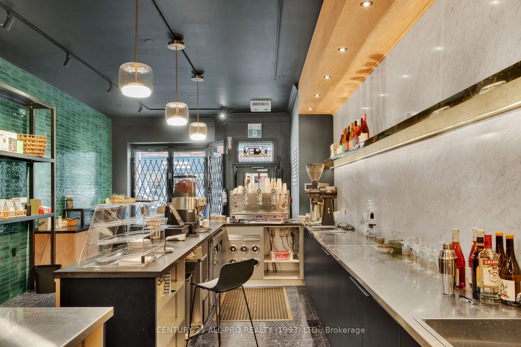 79 King Street W, #D