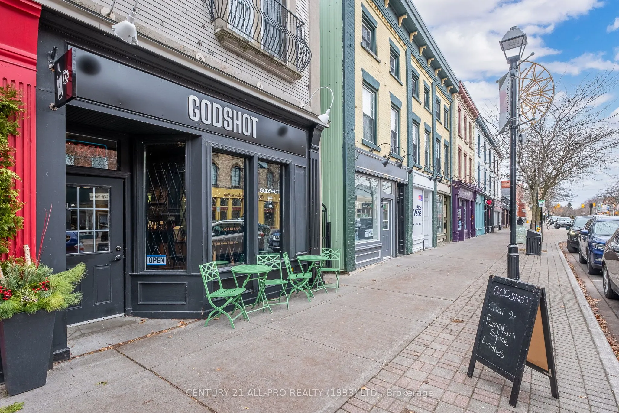 79 King Street W, #D