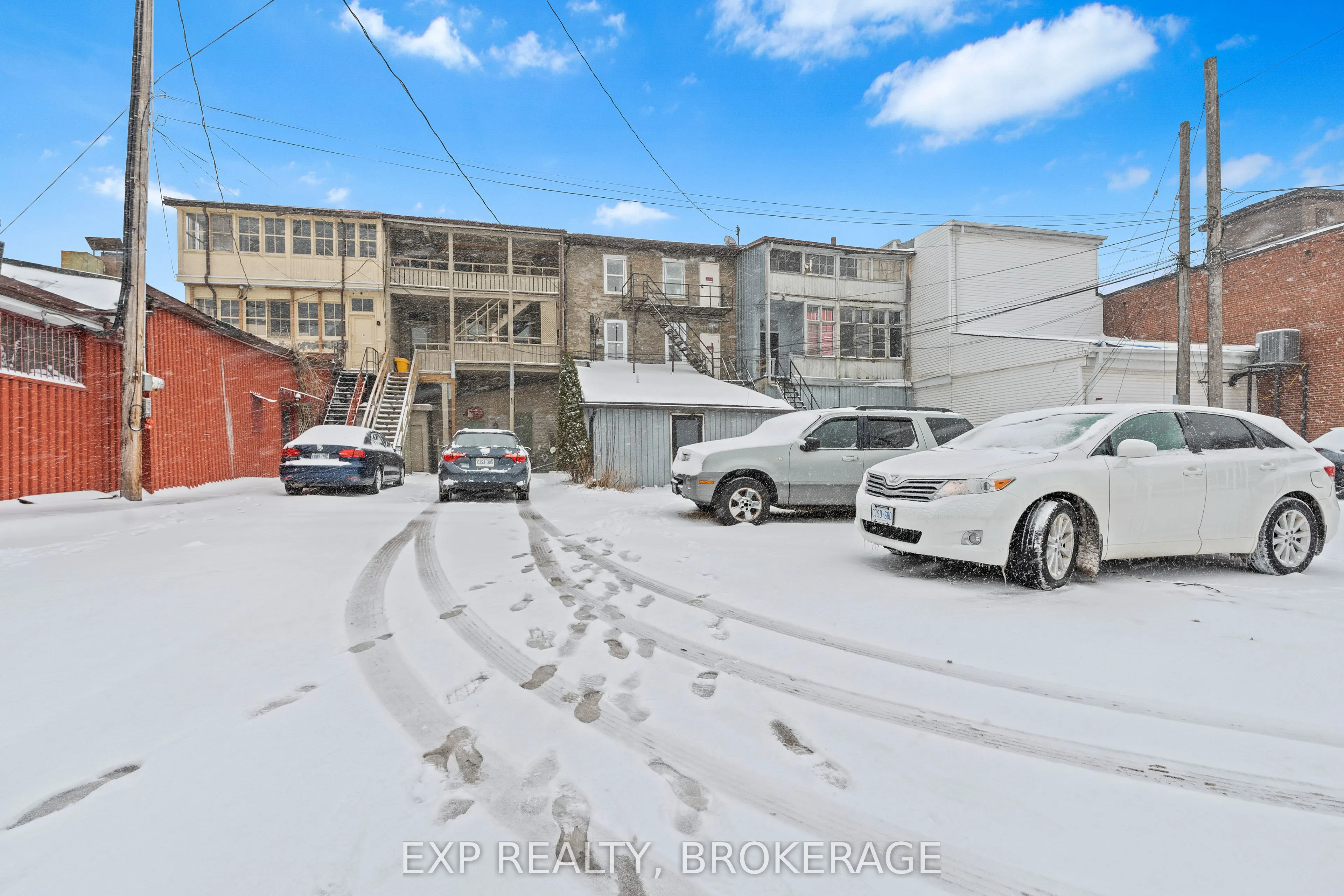 148-150 KING Street W